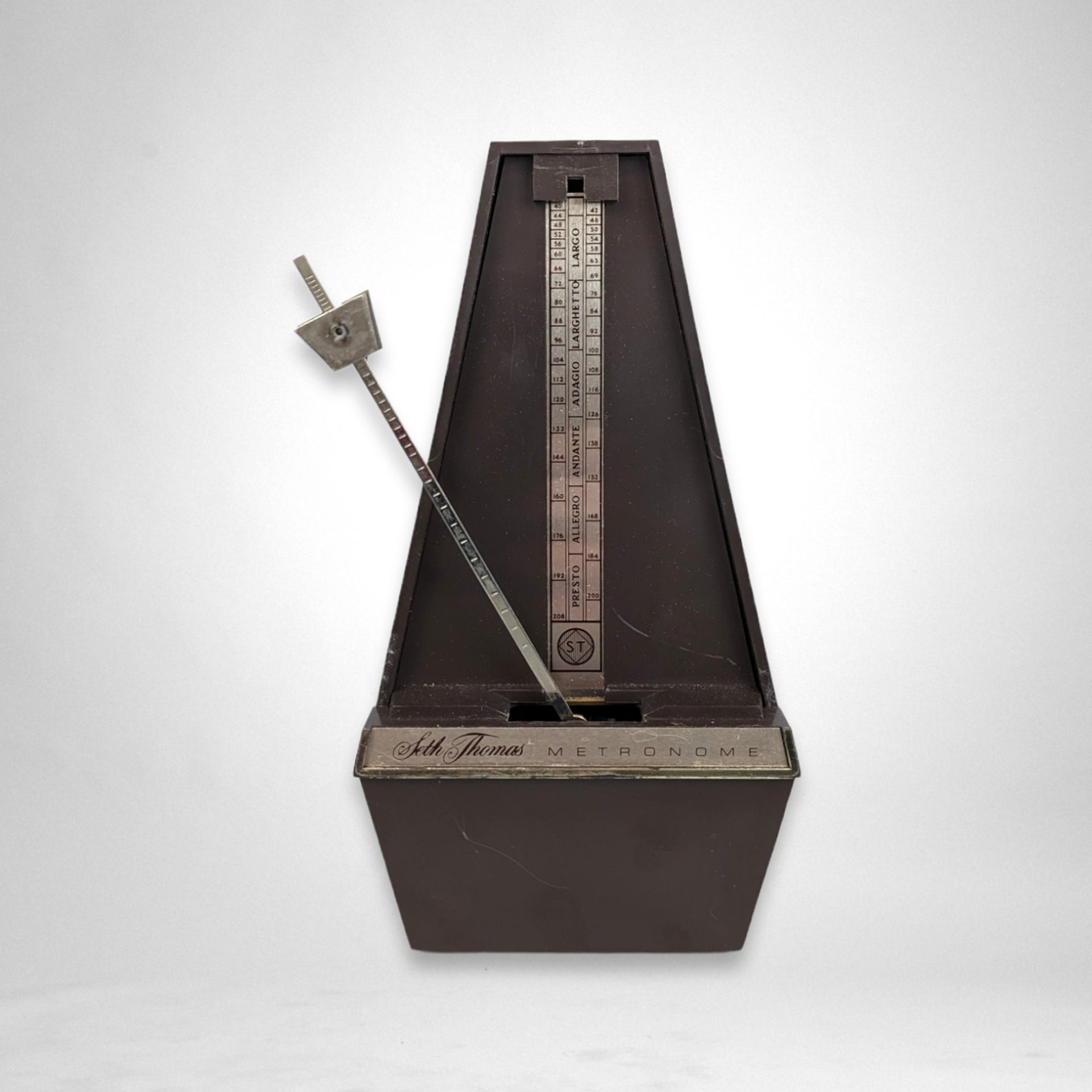 Vintage Seth Thomas Metronome #E500-000: Musical Timekeeper
