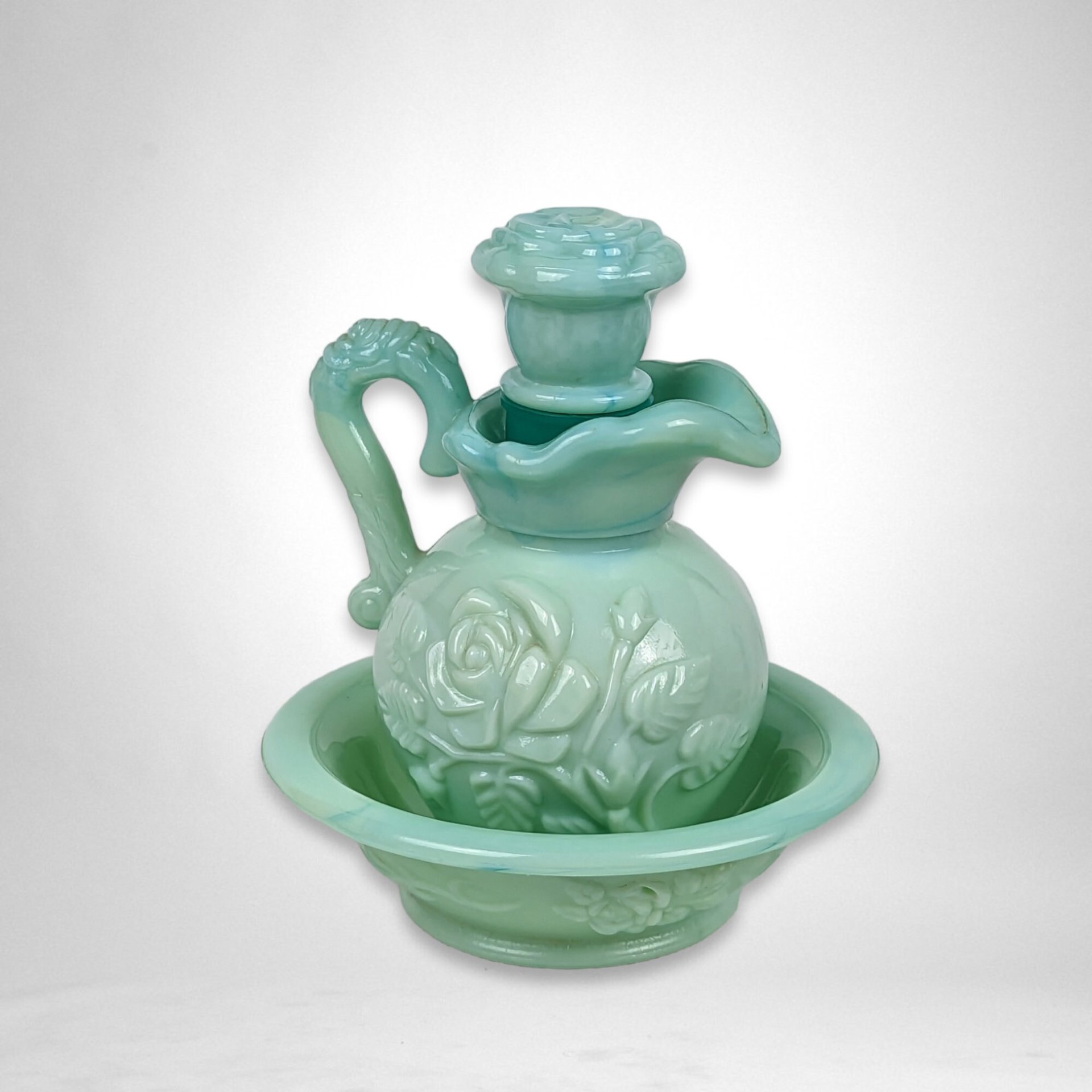 Avon Victoriana Field Flowers Bath Oil Decanter and Basin