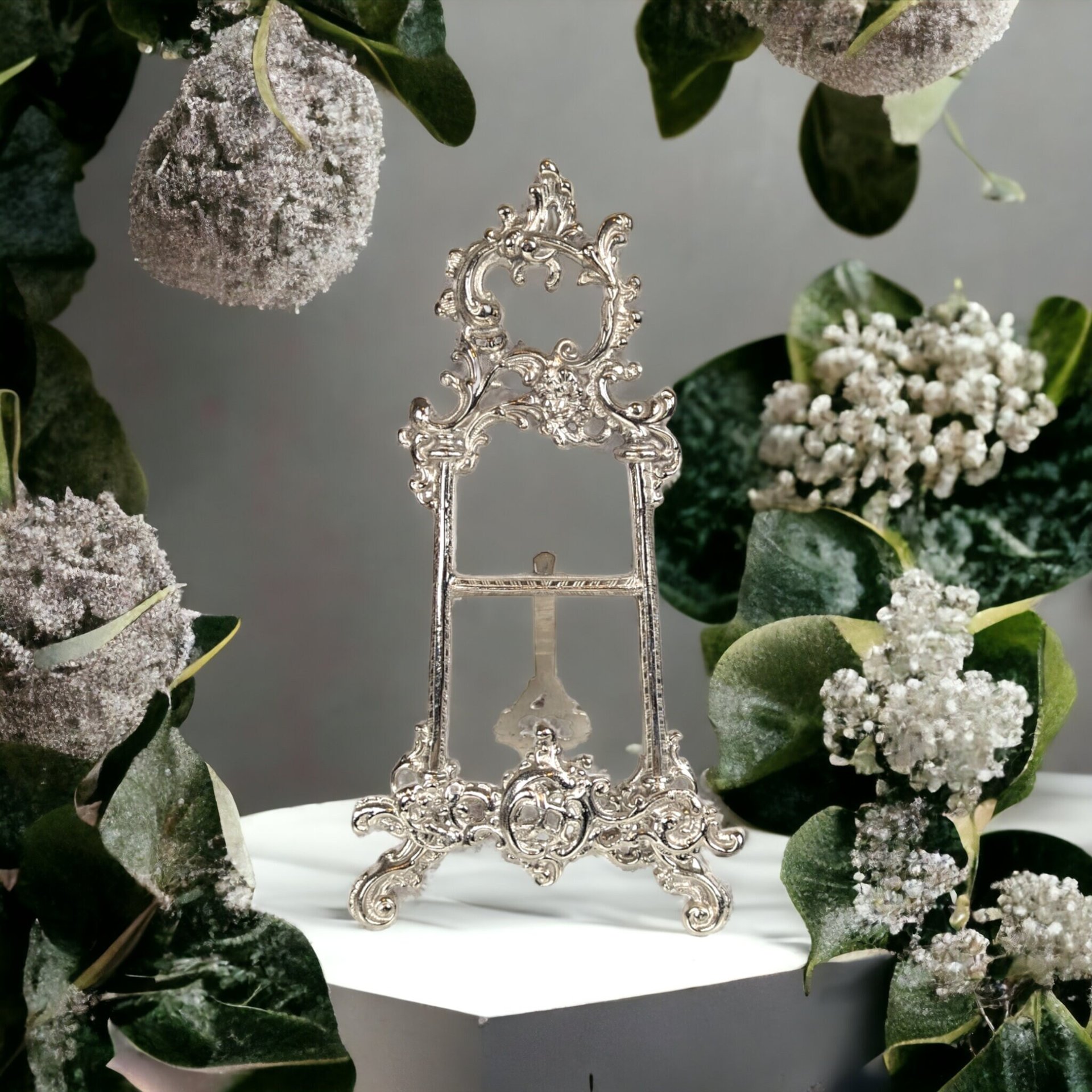 Vintage Decorative Metal Easel