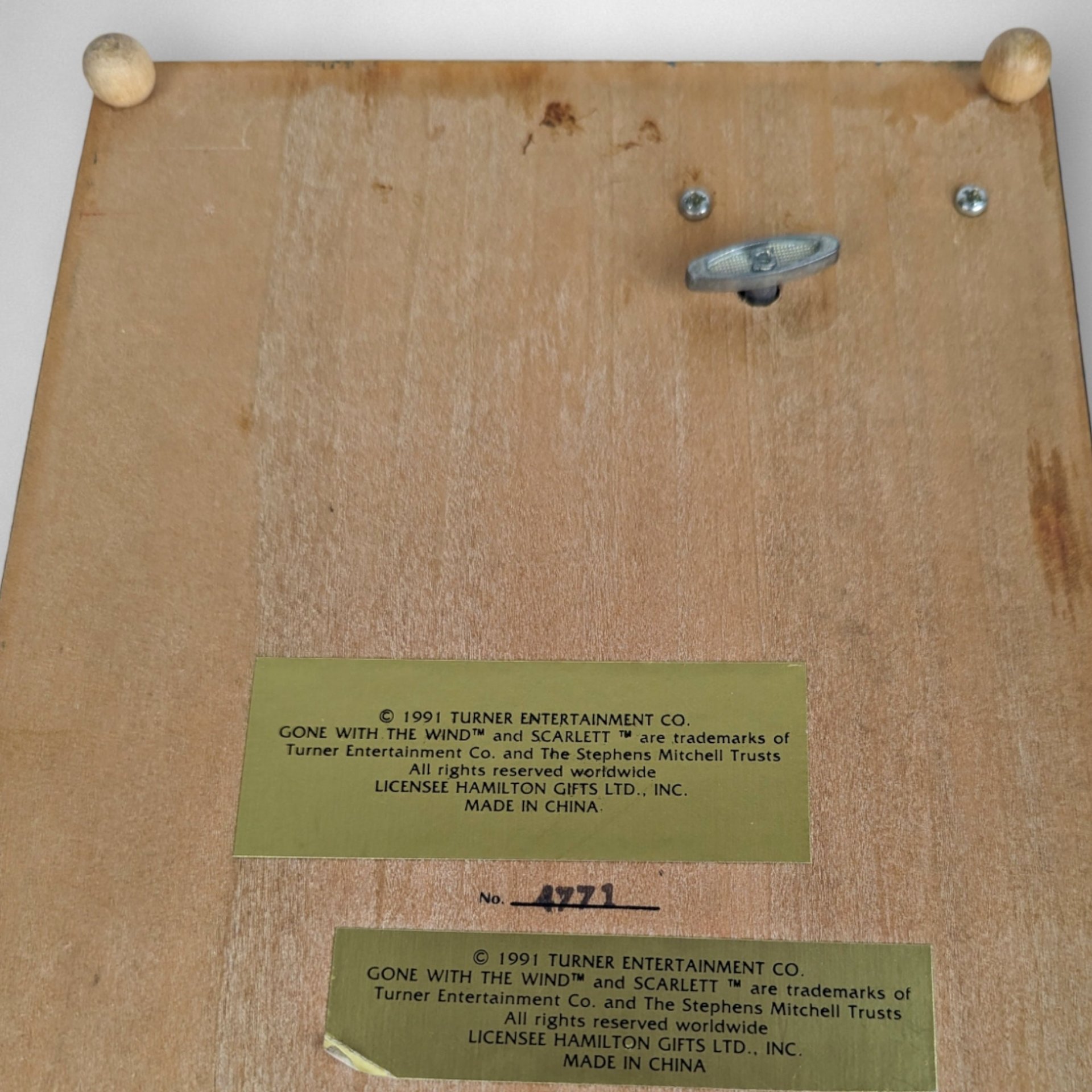 1991 Gone with the Wind Scarlett O'Hara Music Box: Melodic Nostalgia