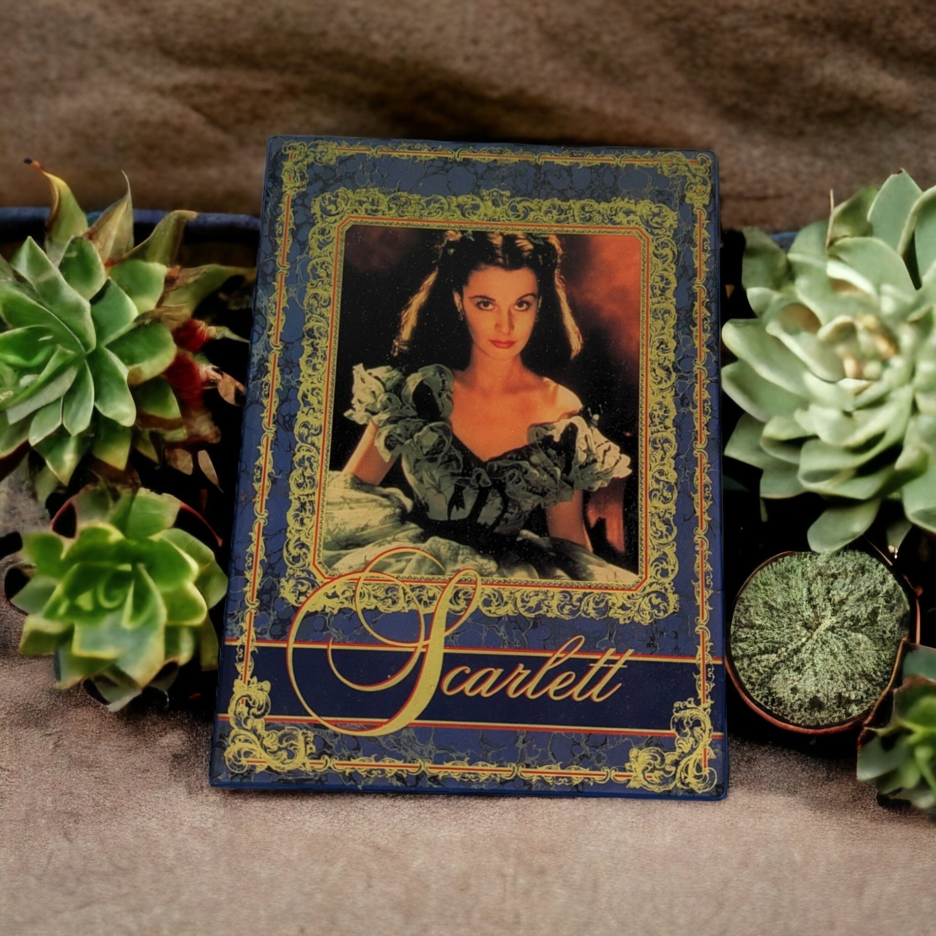 1991 Gone with the Wind Scarlett O'Hara Music Box: Melodic Nostalgia