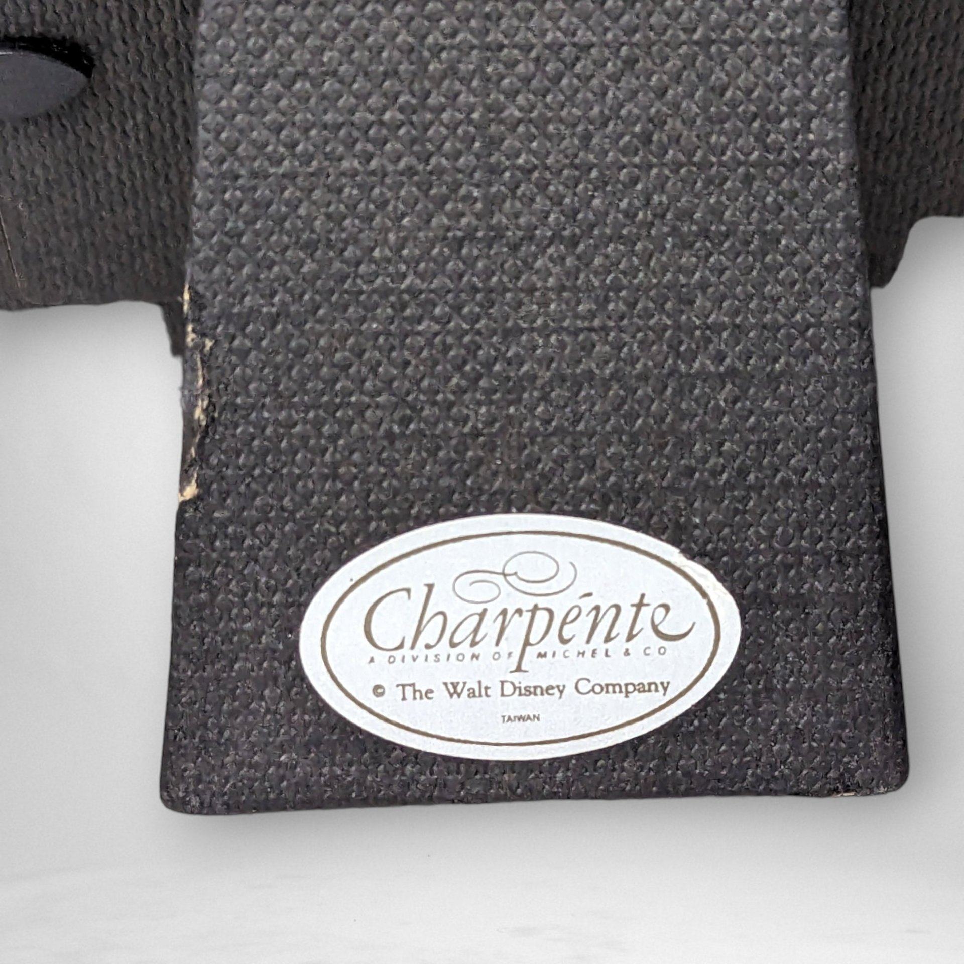 Charpente Winnie the Pooh Picture Frame: Whimsical Childhood Memories