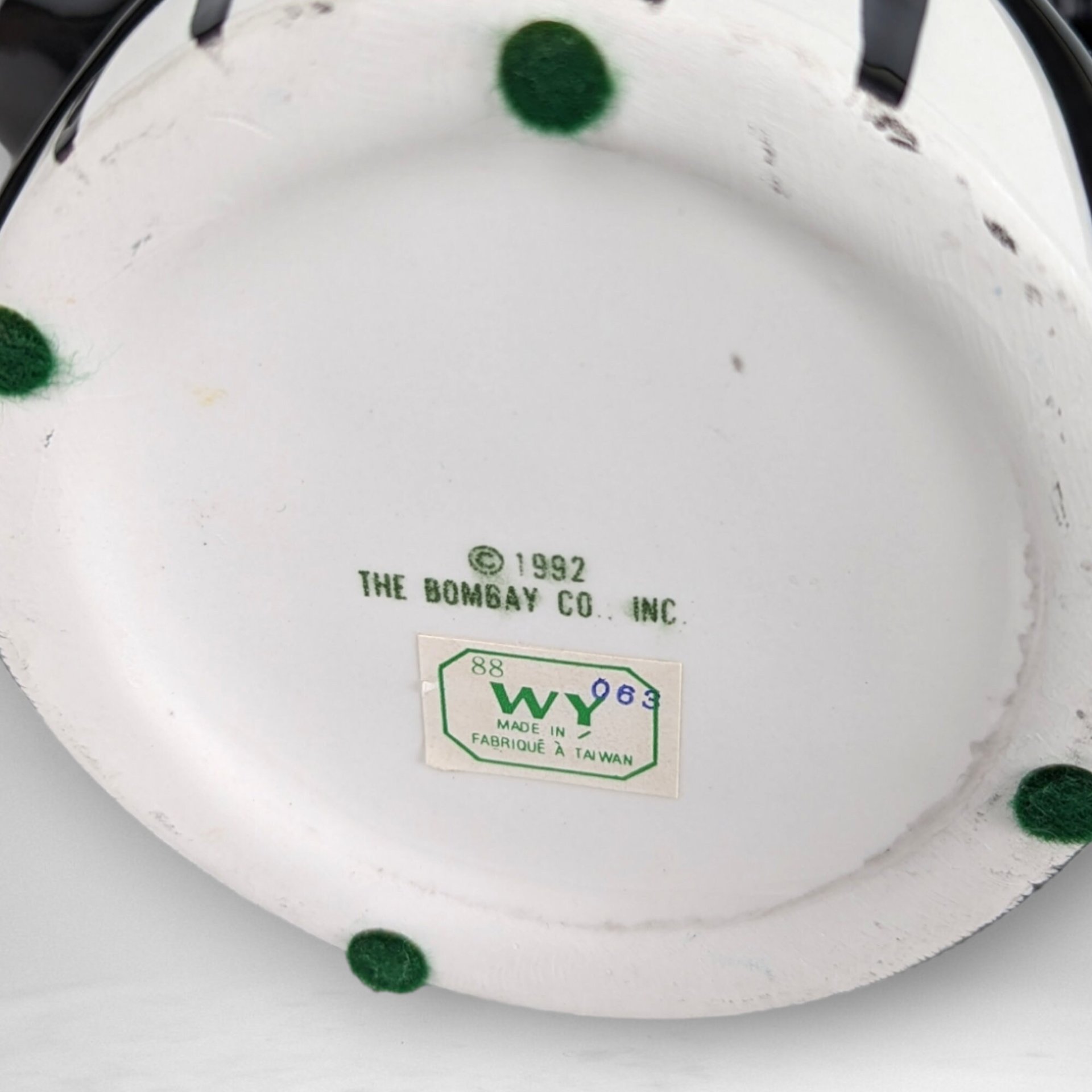 1992 Bombay Butler/Waiter Decorative Ceramic Teapot