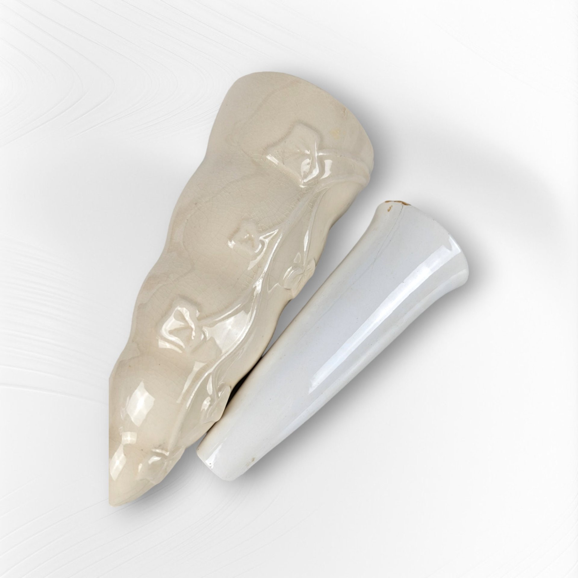 Pair of Vintage McCoy Cream Ivy Wall Pockets with Inserts