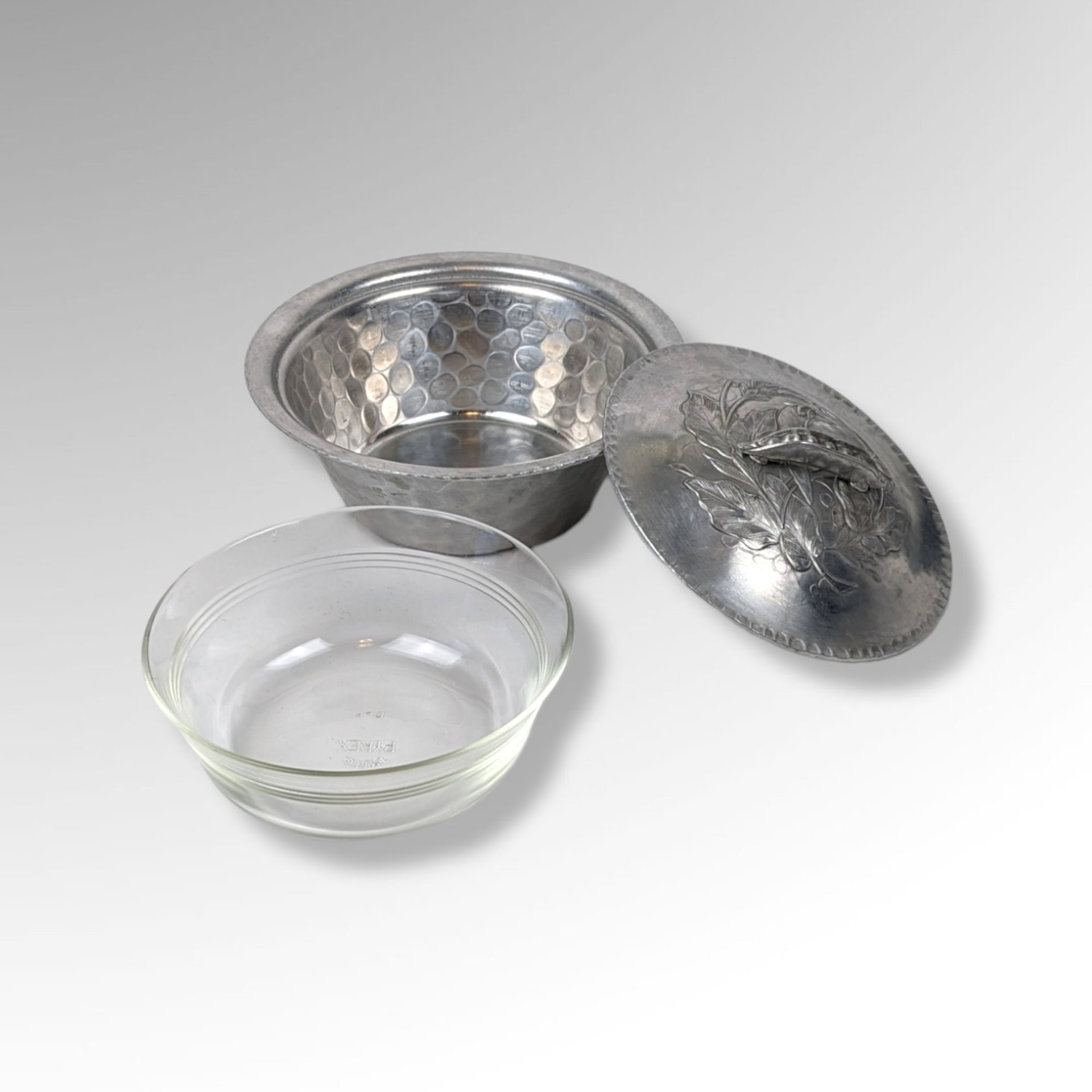 Vintage Everlast Hammered Aluminum Serving Trio: Bowl, Lid & Dish