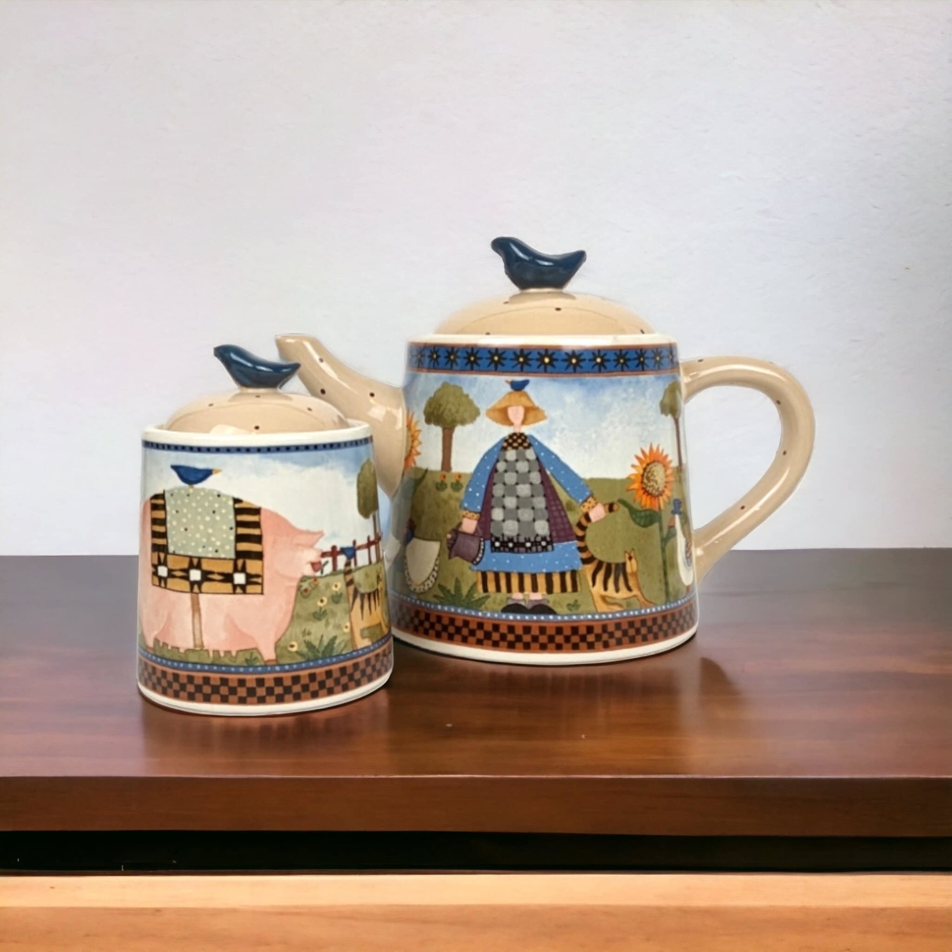 1999 Williraye Studio Coyne & Co Folk Art Teapot and Sugar Bowl