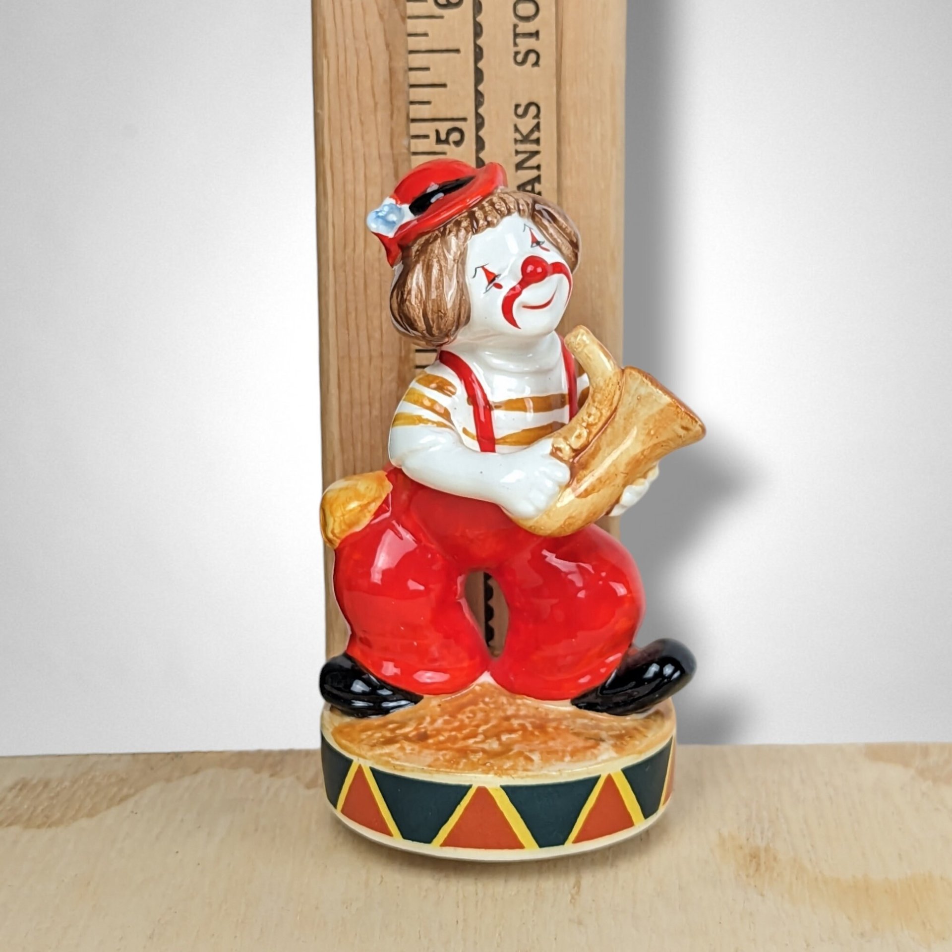 Vintage Global Art Clown Music Box: A Melody of Nostalgia