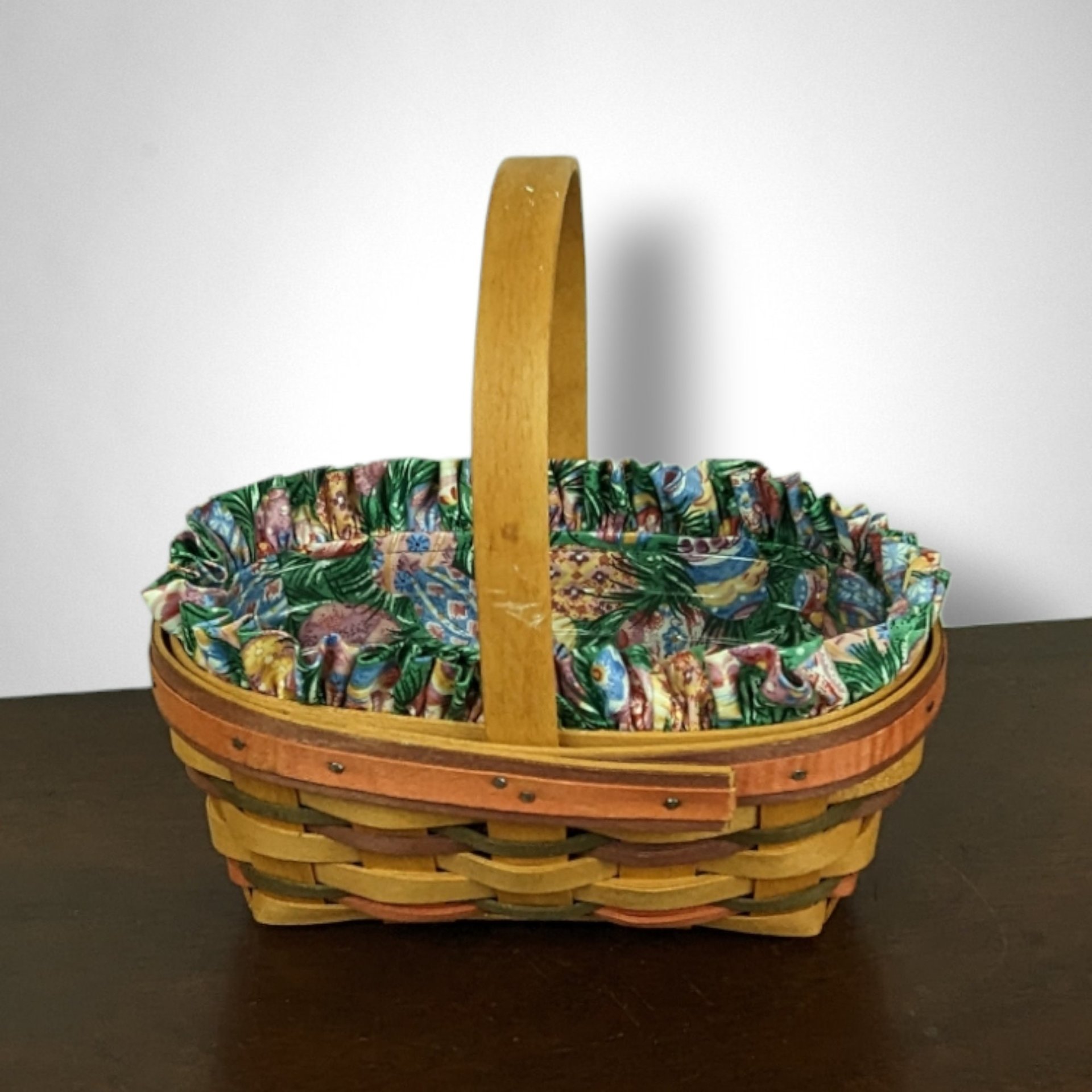 1996 Longaberger Easter Basket with Decorated Cloth Insert: Vintage Charm