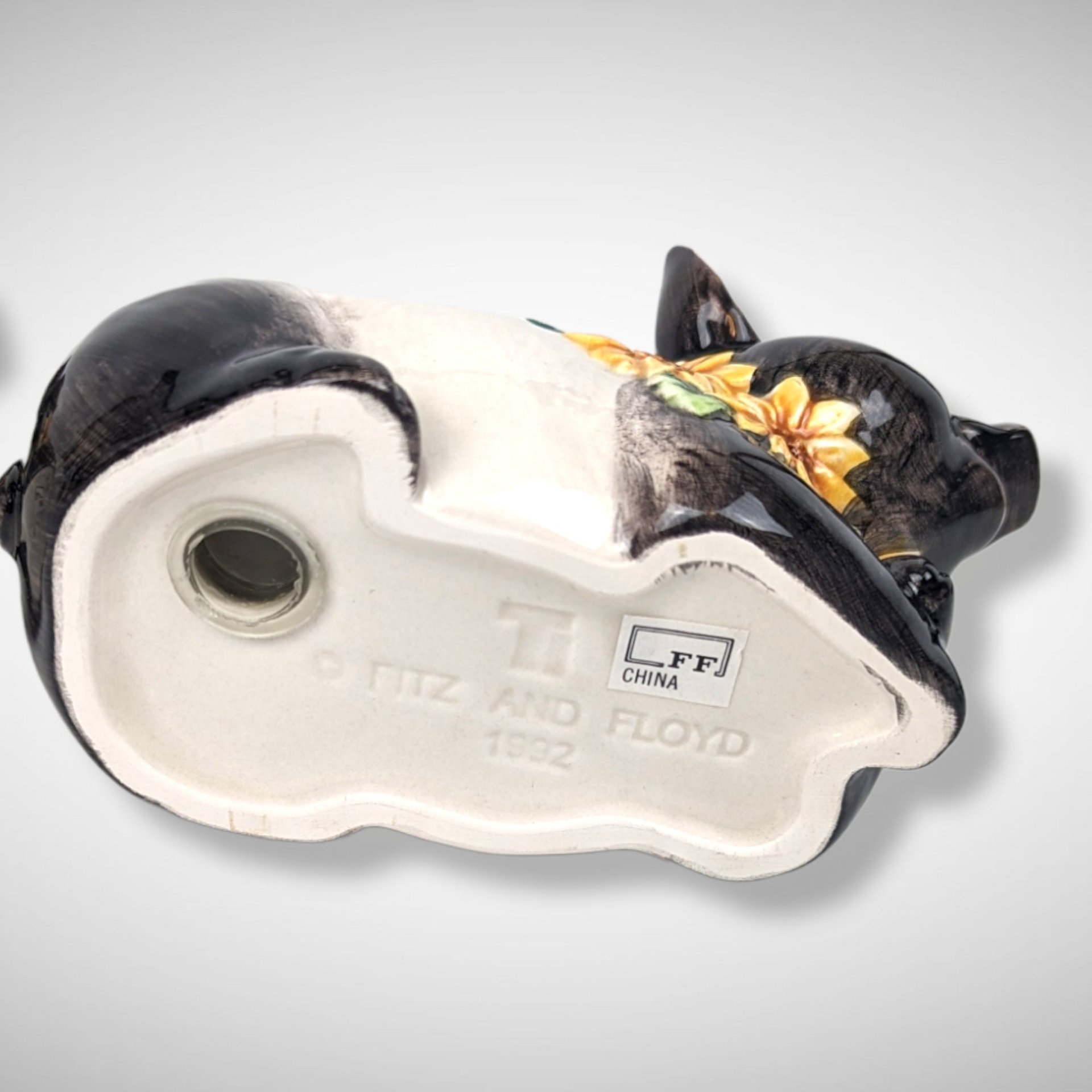 Set of 2 1992 Fitz and Floyd Hampshire Hog Potpourri Diffusers