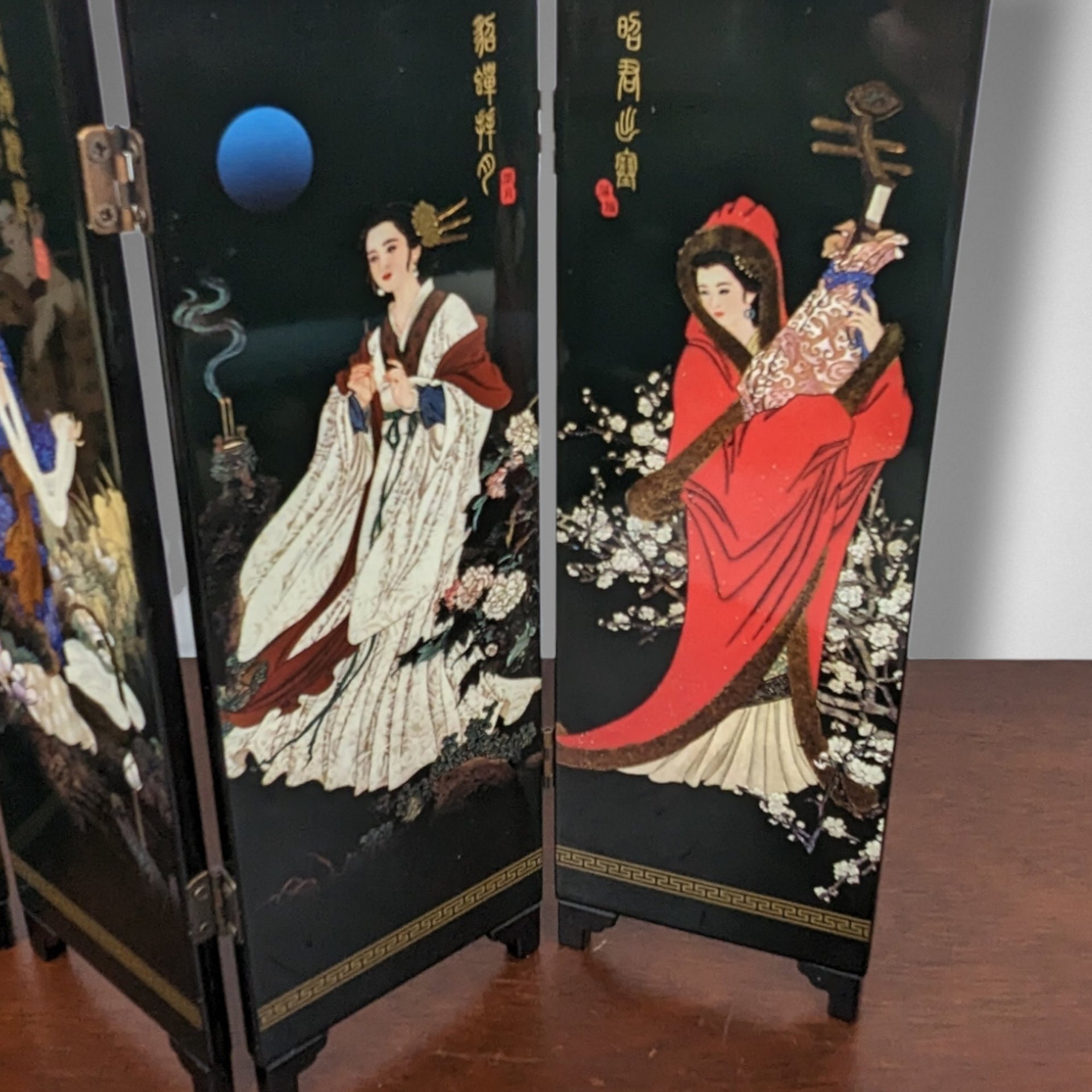 Black Laquer Asian Tabletop Hand Painted Screen