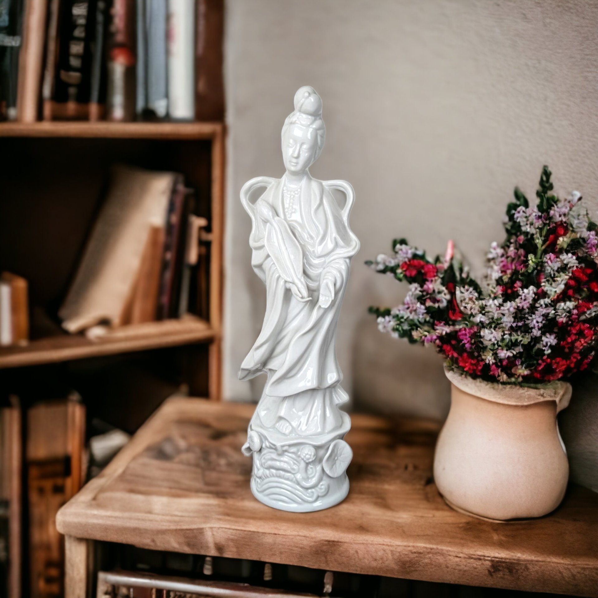 Vintage Porcelain Homco Guanyin Kwan Yin Figurine