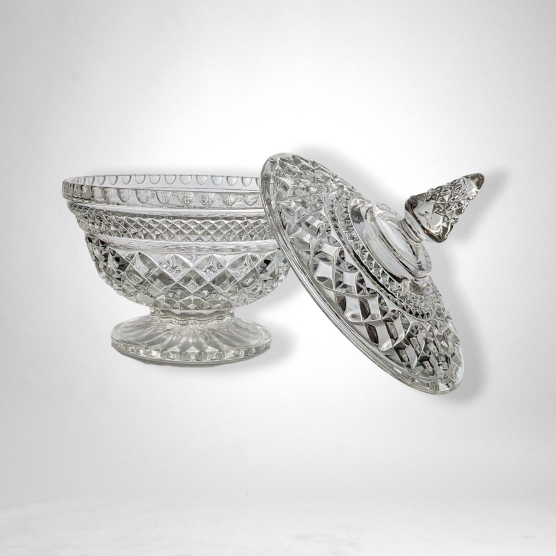 Anchor Hocking Wexford Covered Candy Bowl