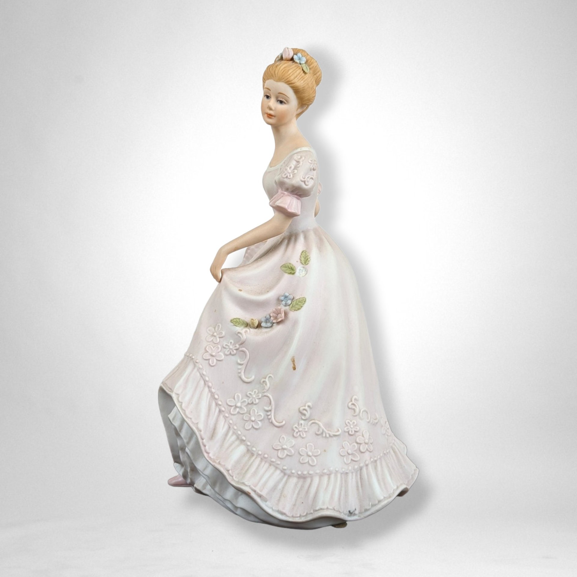 1993 Homco Lady Caroline Figurine
