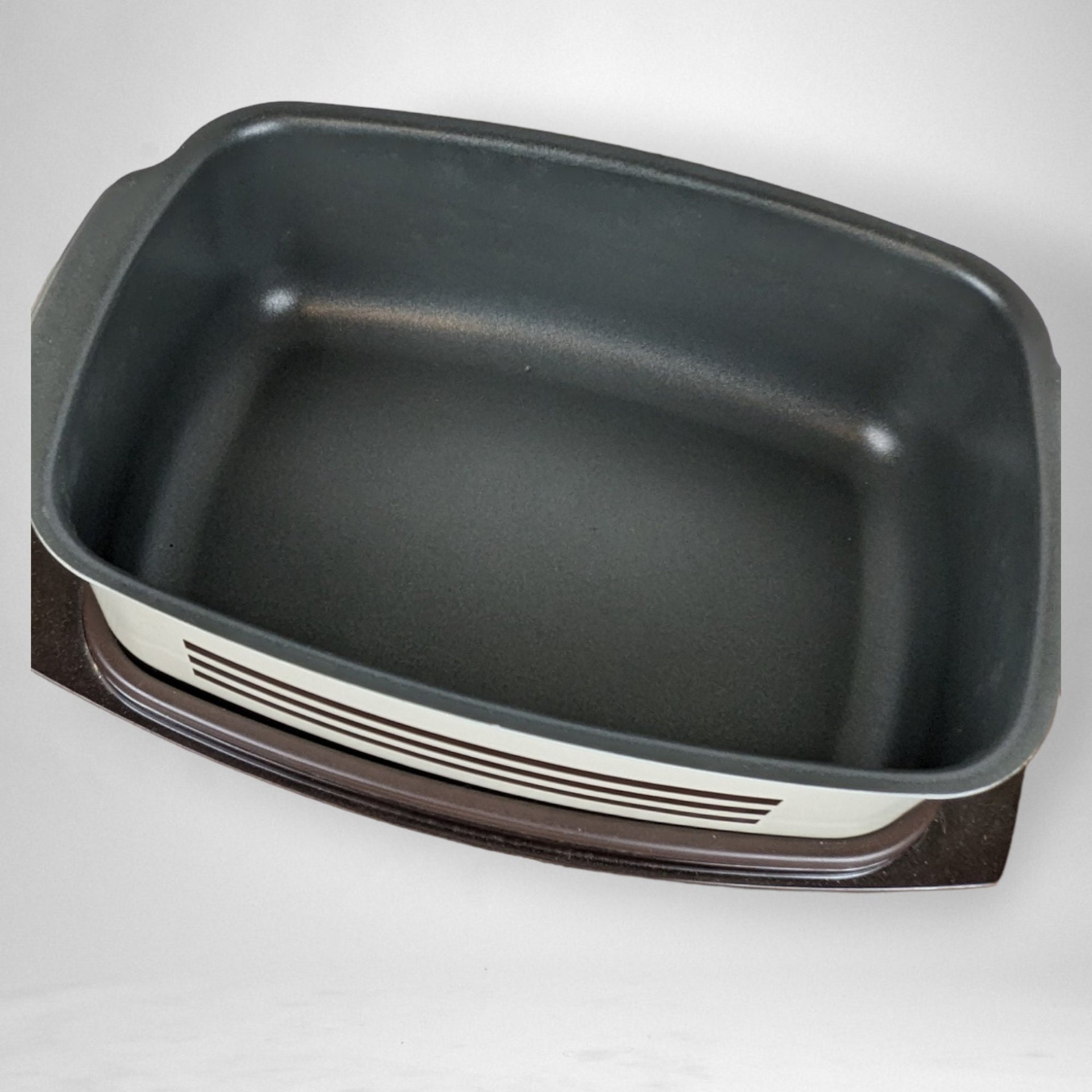 Vintage Westbend 4 Quart Slow Cooker