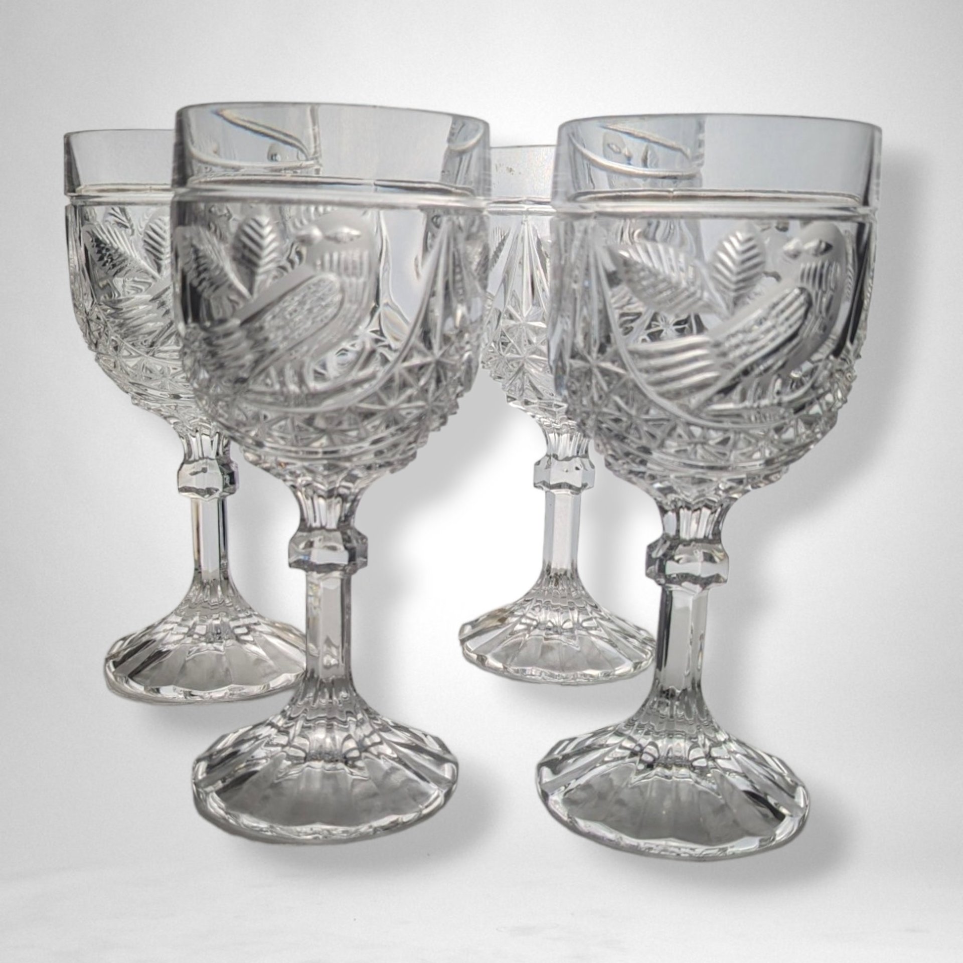 Set of 4 Hofbauer The Byrdes Collection Wine Glasses