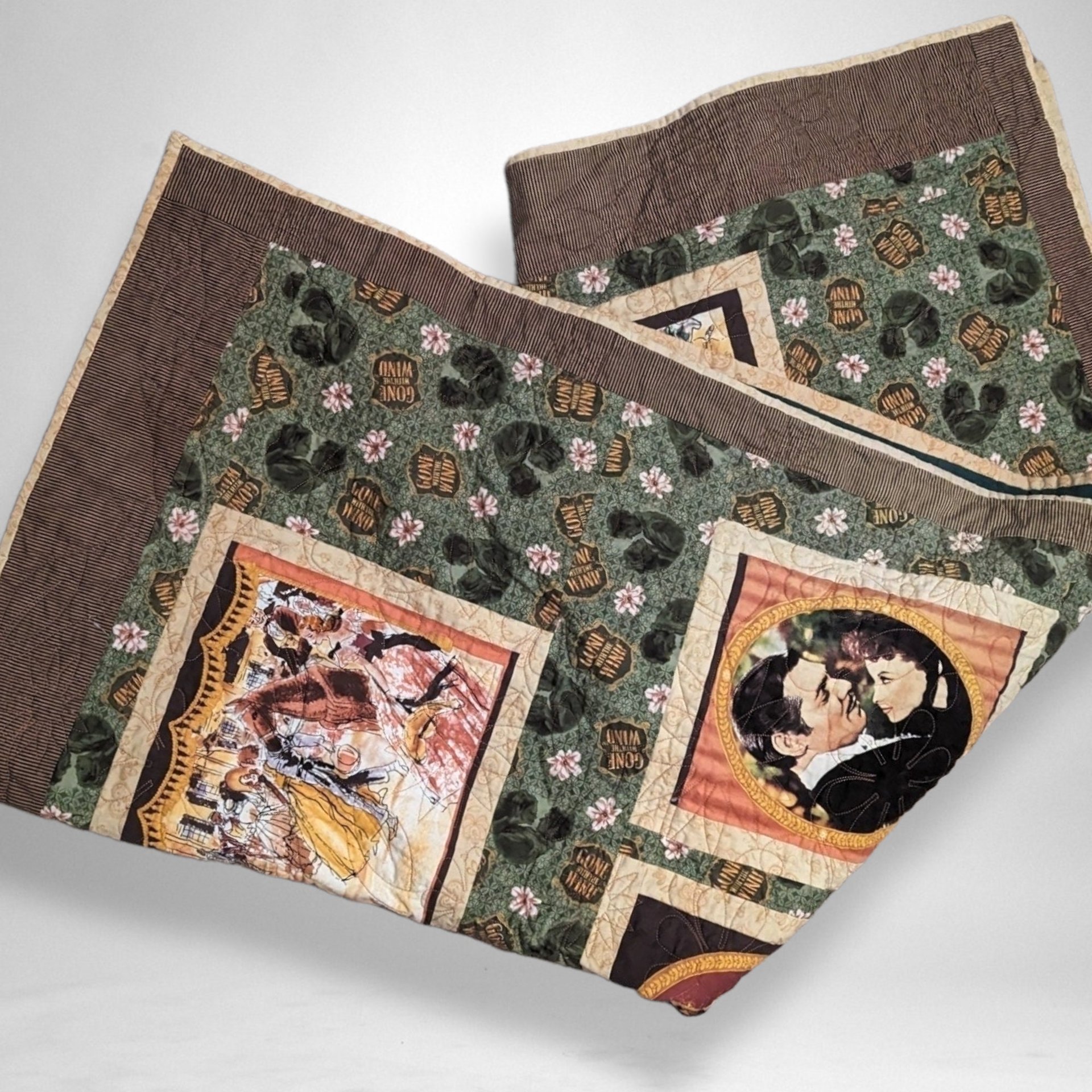 Timeless Elegance: Vintage Gone with the Wind Quilt