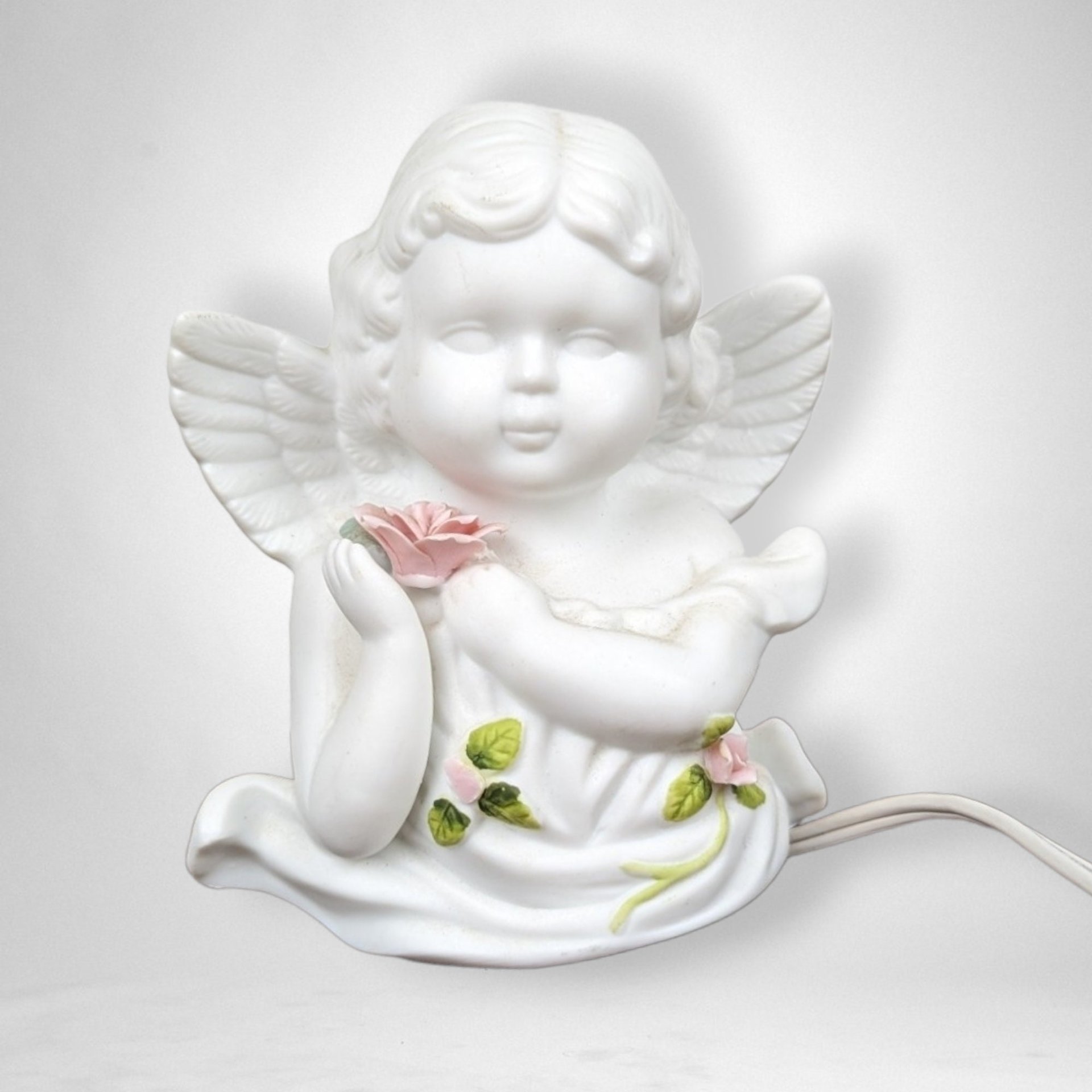 Vintage Ceramic Roman R.O.C White Cherub with Pink Flower Light: Charming Illumination
