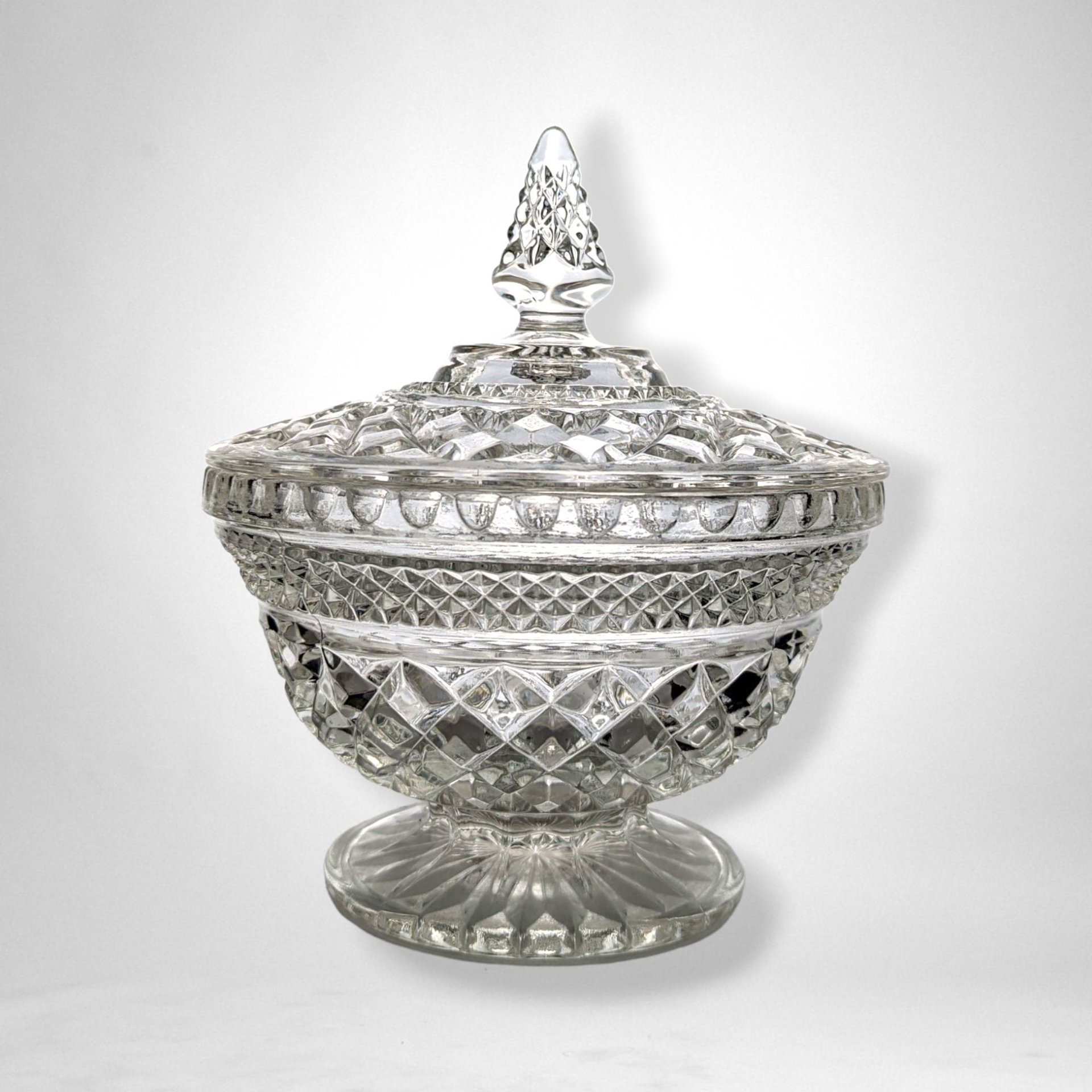 Anchor Hocking Wexford Covered Candy Bowl