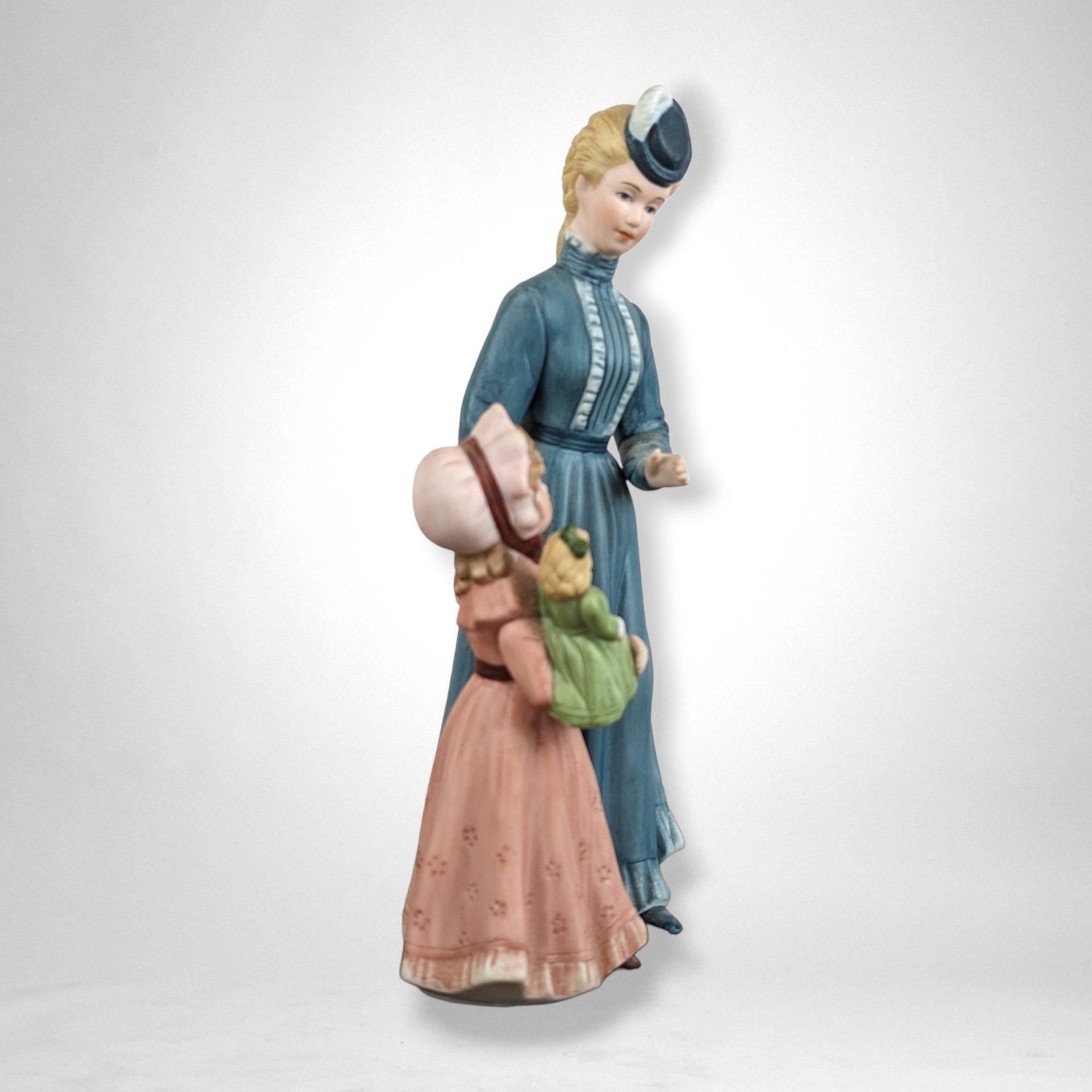 Vintage Homco Woman and Child Figurine 8812 - Timeless Collectible