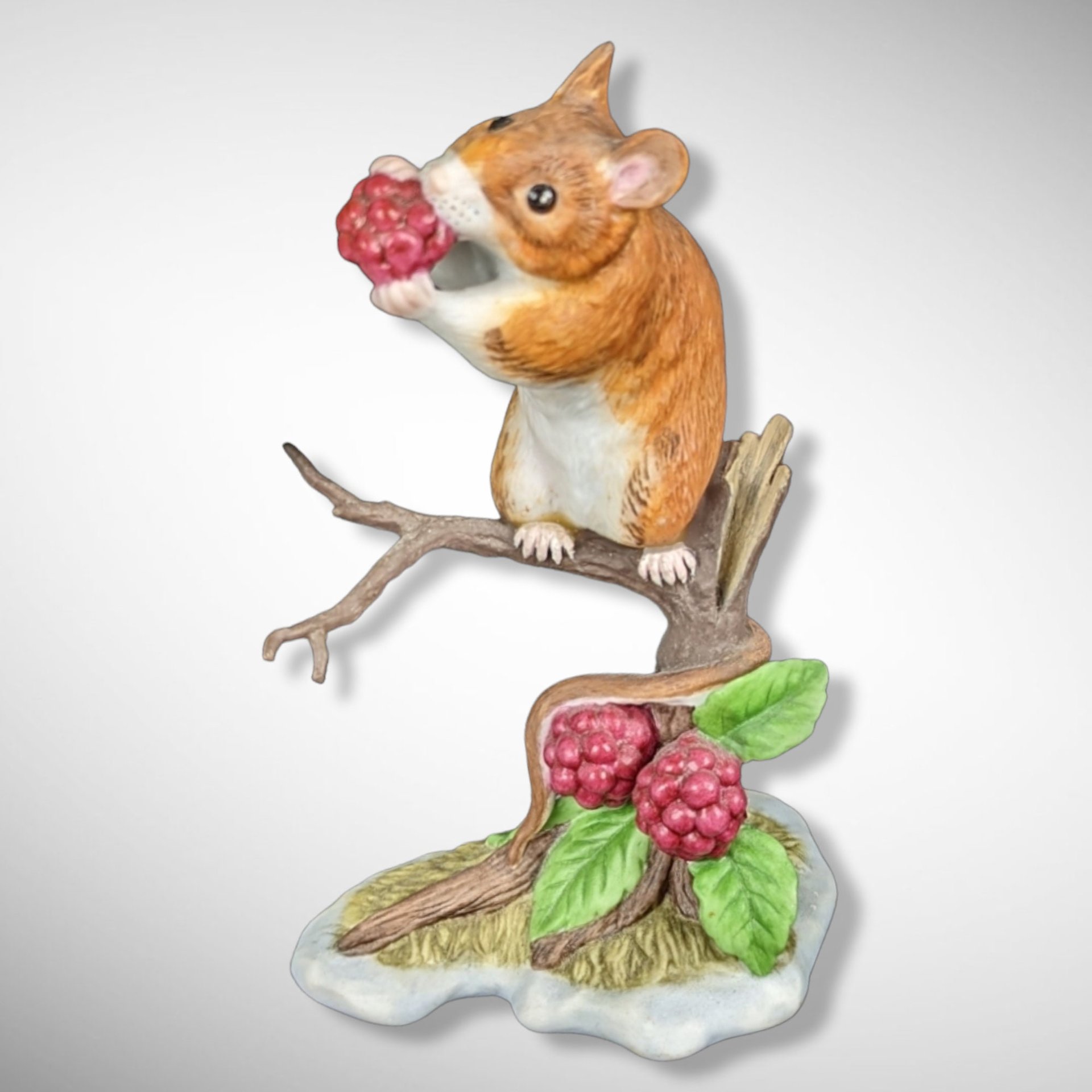 1993 Lenox Nature's Reward White Footed Mouse Figurine