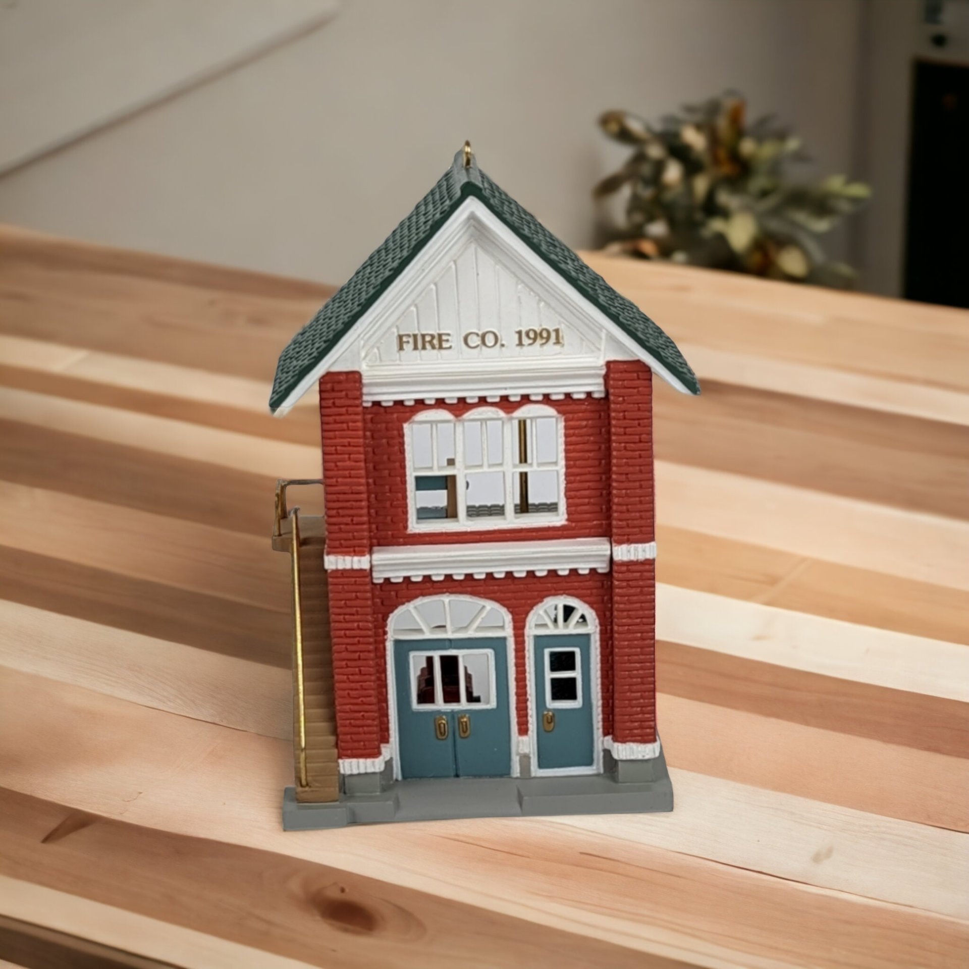 1991 Hallmark Keepsake "Fire Station" Ornament