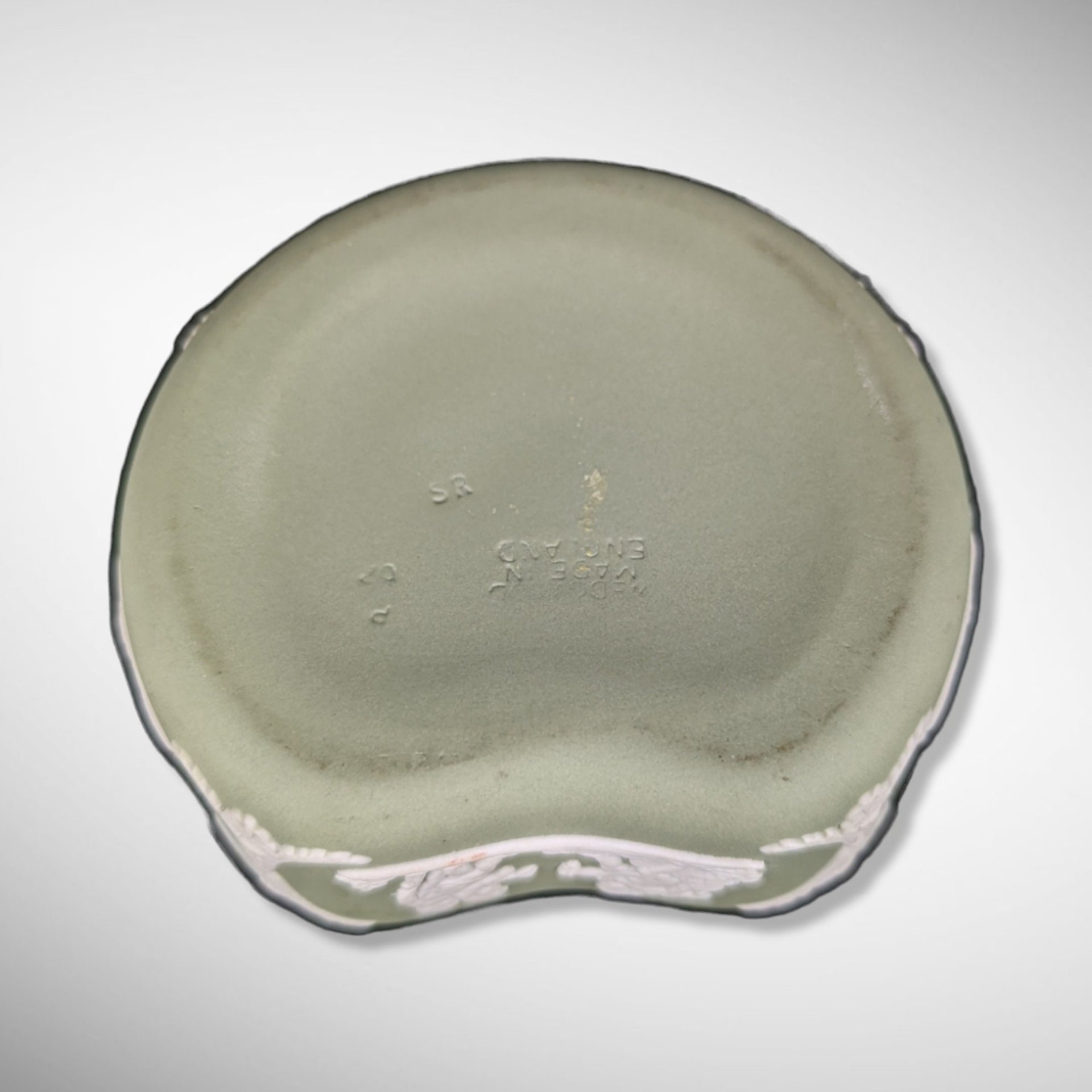 Wedgwood Green Jasperware Trinket Box (Vintage)