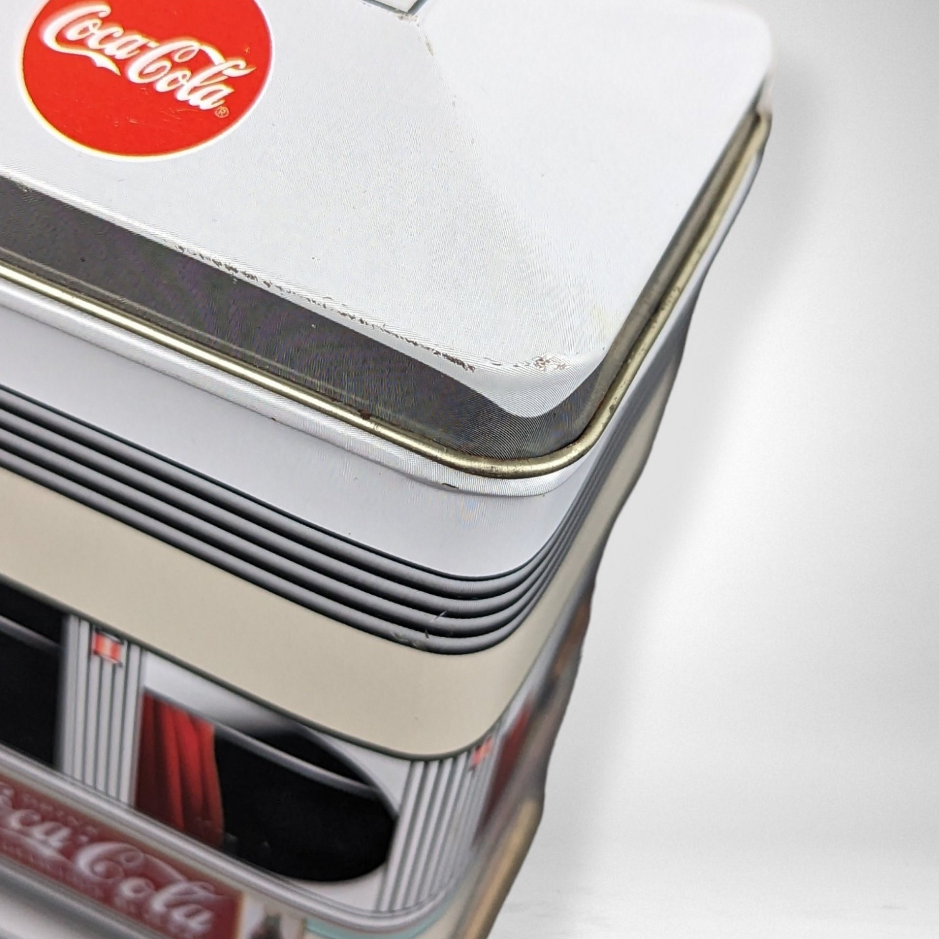 Coca-Cola Roadside Diner Advertisement Tin Box: Vintage Collectible