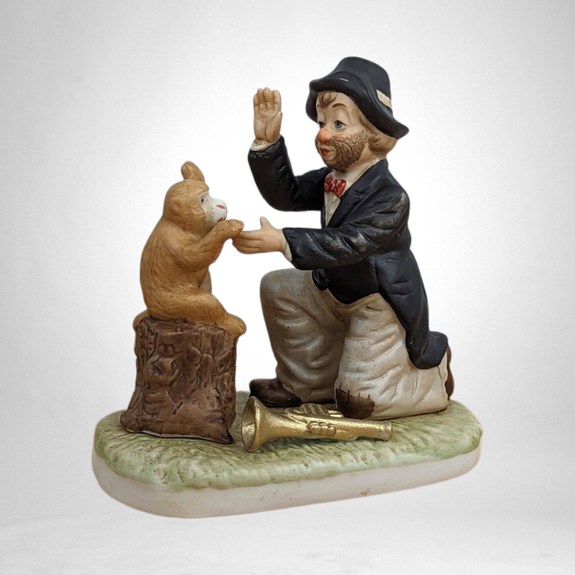 1997 Melody in Motion 'Willie Sez' Hobo Clown Figurine - Collectible Decorative Sculpture