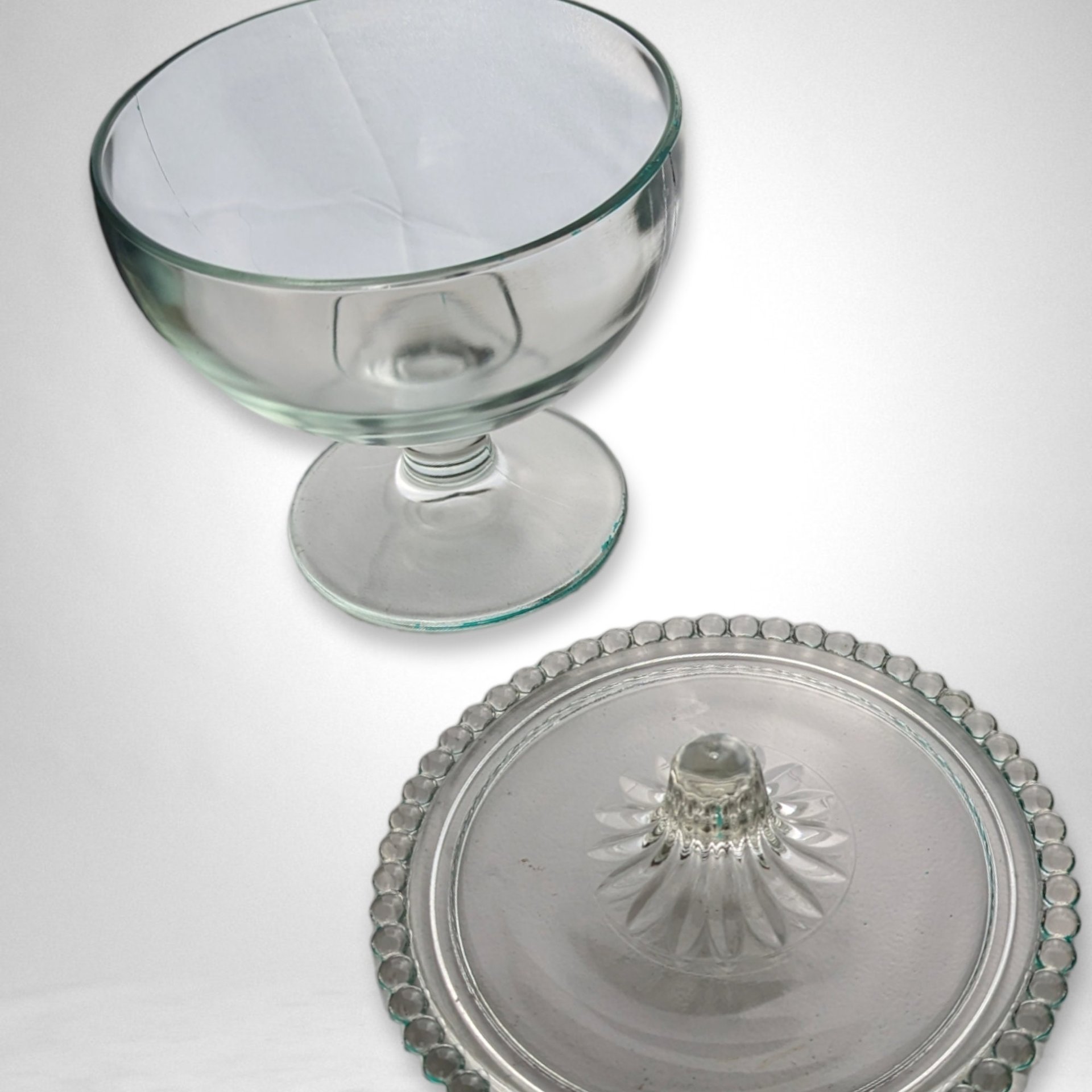 Vintage Clear Glass Lidded Compote/Candy Bowl - Timeless Elegance for Your Table