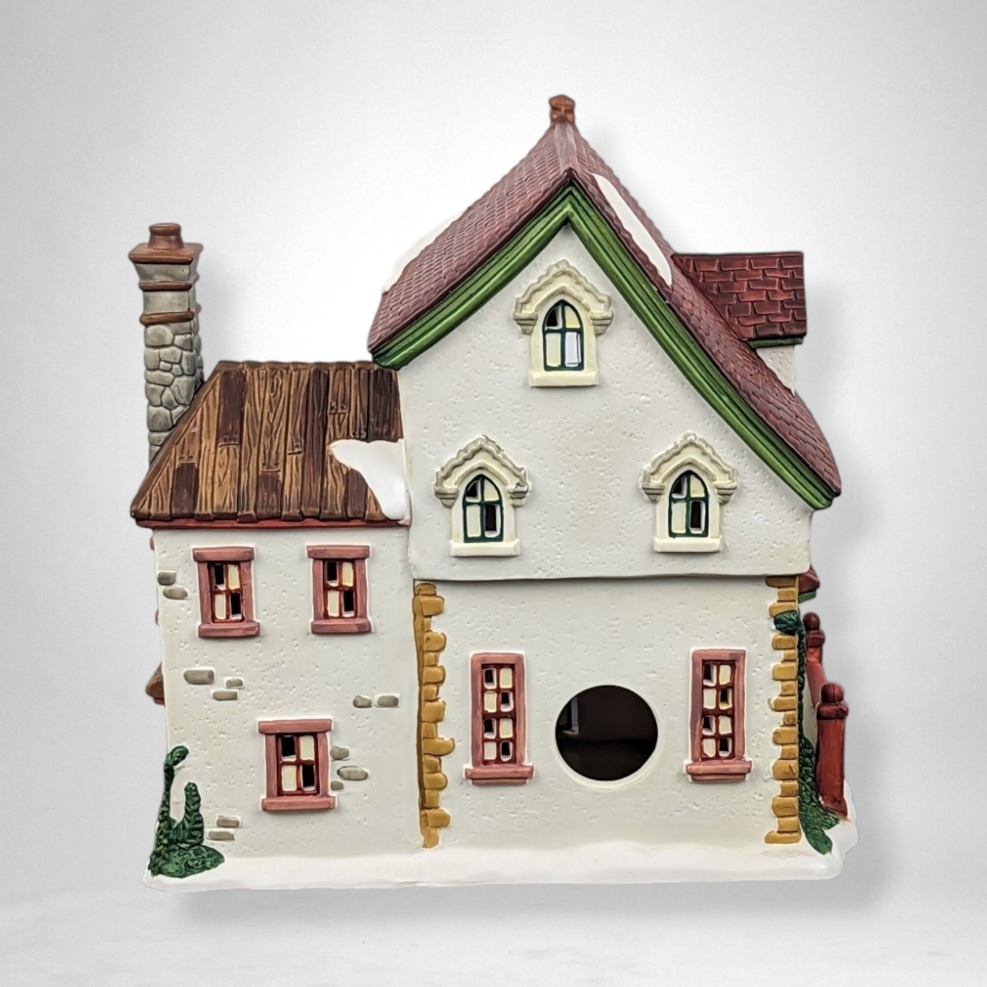 2002 Santa's Workshop Patchworks Quilt Shop - Collectible Christmas Village House