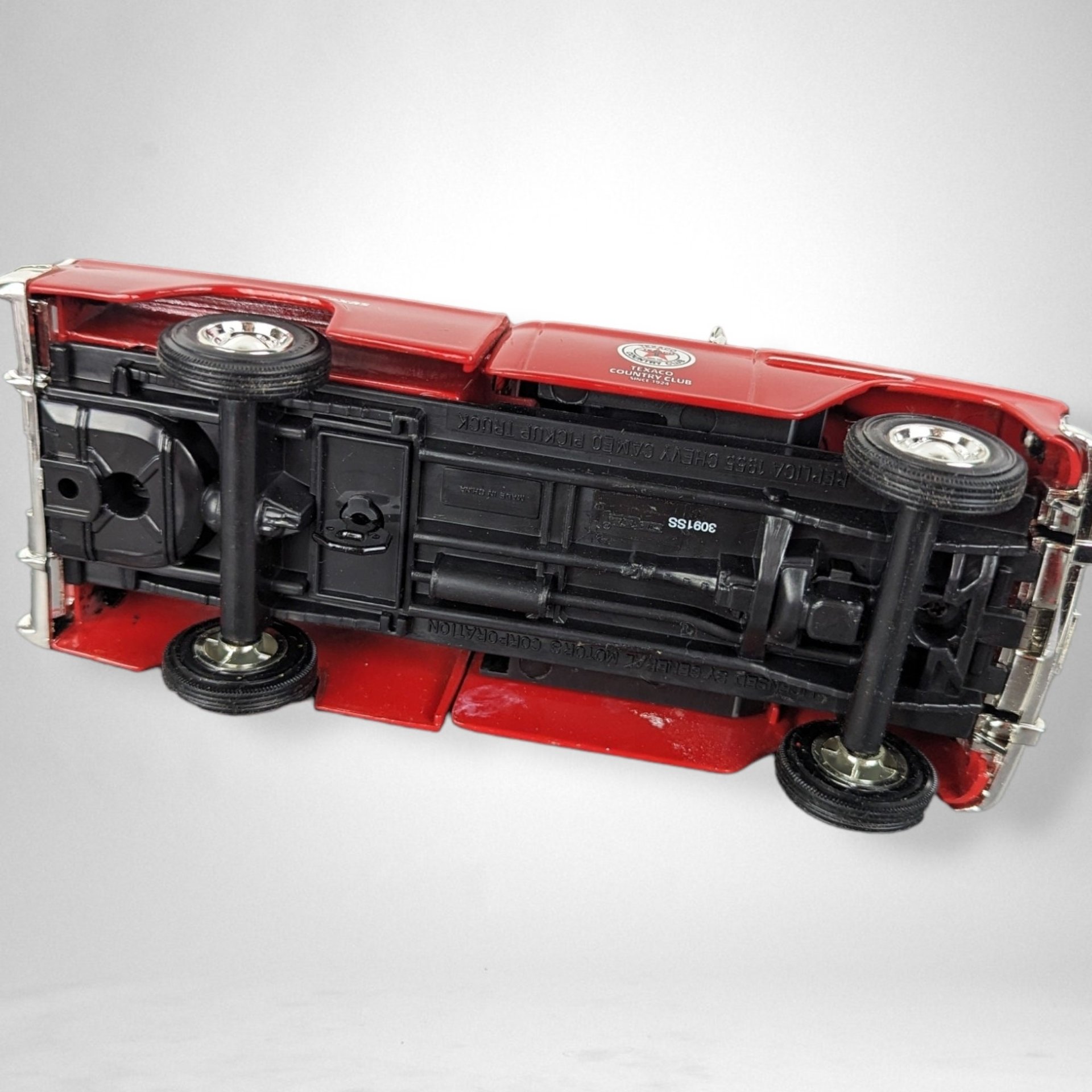 2001 ERTL Racing Replica 1955 Chevy Cameo Pick Up Texaco Country Club Die Cast Metal Bank: Vintage Collectible Excellence