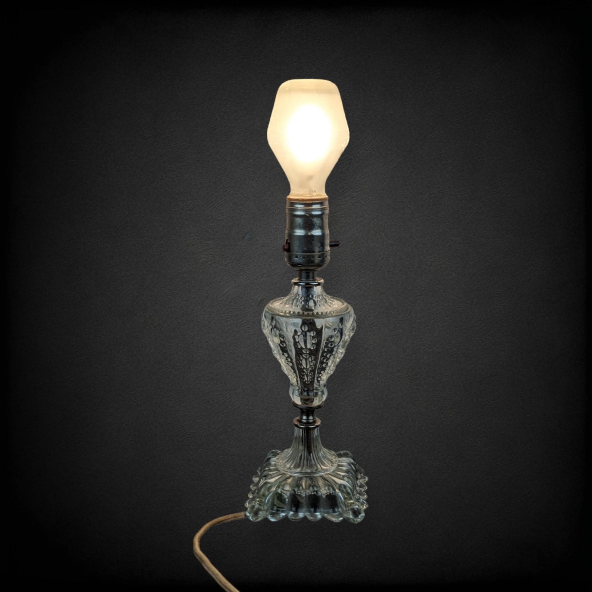 Vintage Glass Lamp with Plaid Shade: Retro Lighting Decor