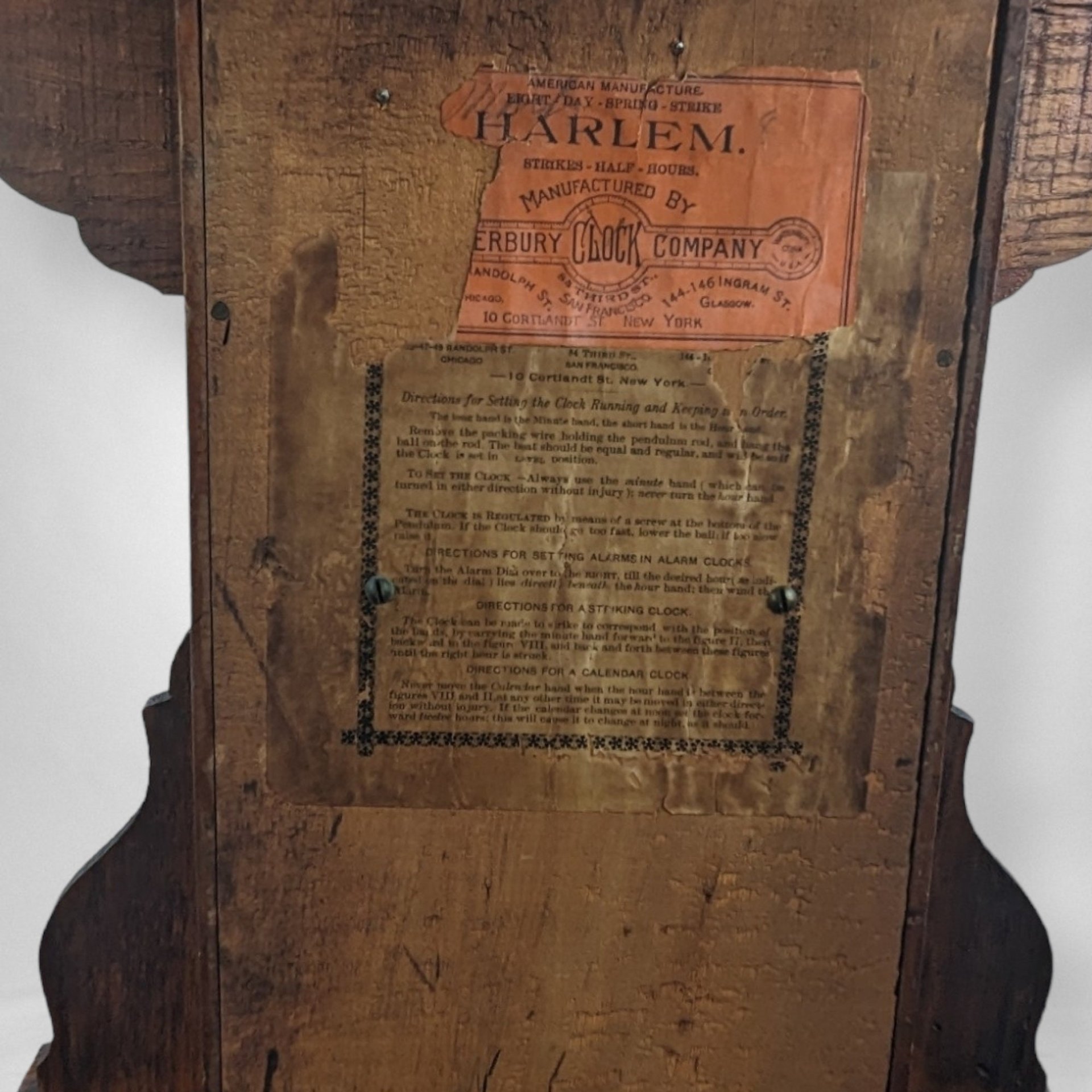 Waterbury Harlem Mantle Clock with Key – Timeless Antique Charm