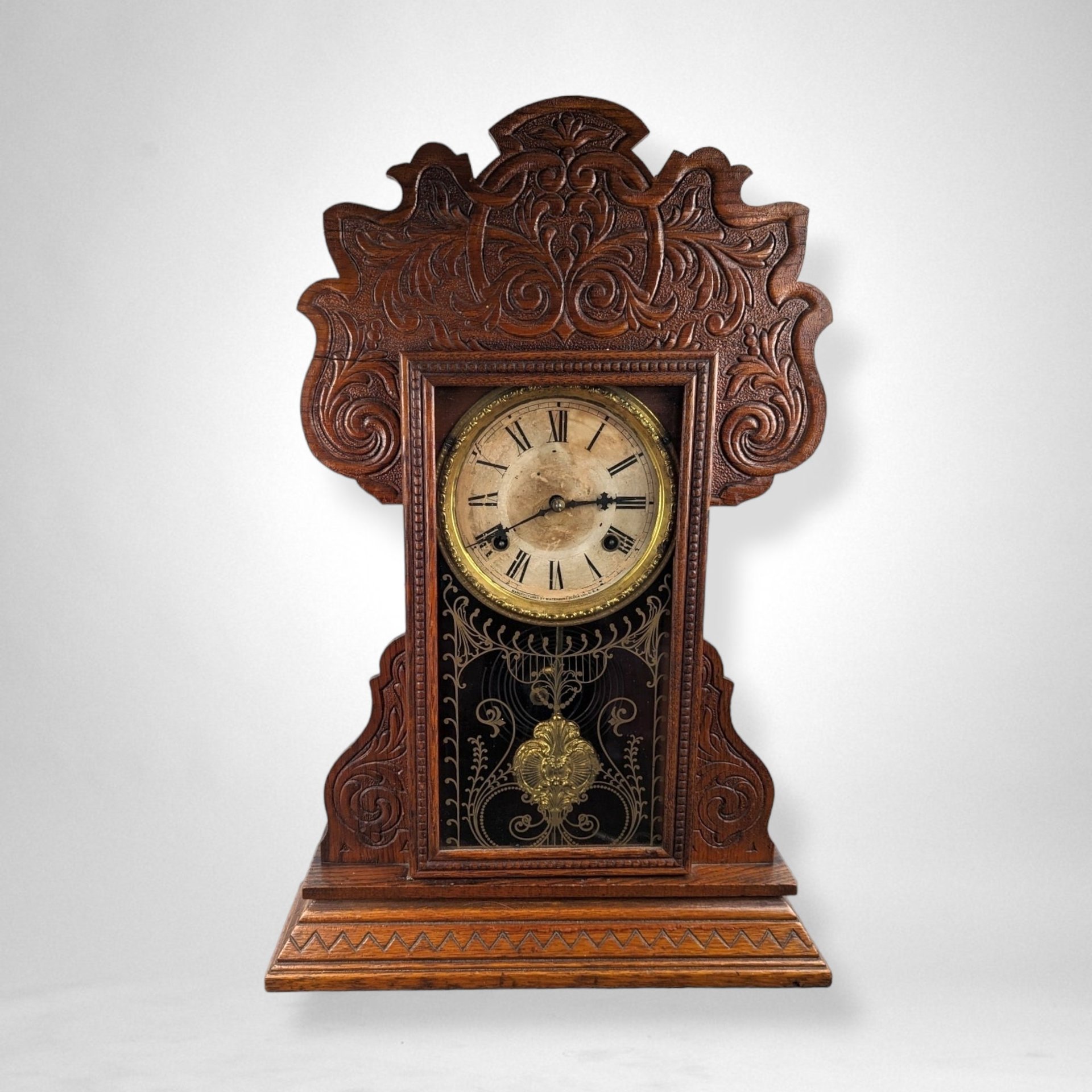 Waterbury Harlem Mantle Clock with Key – Timeless Antique Charm