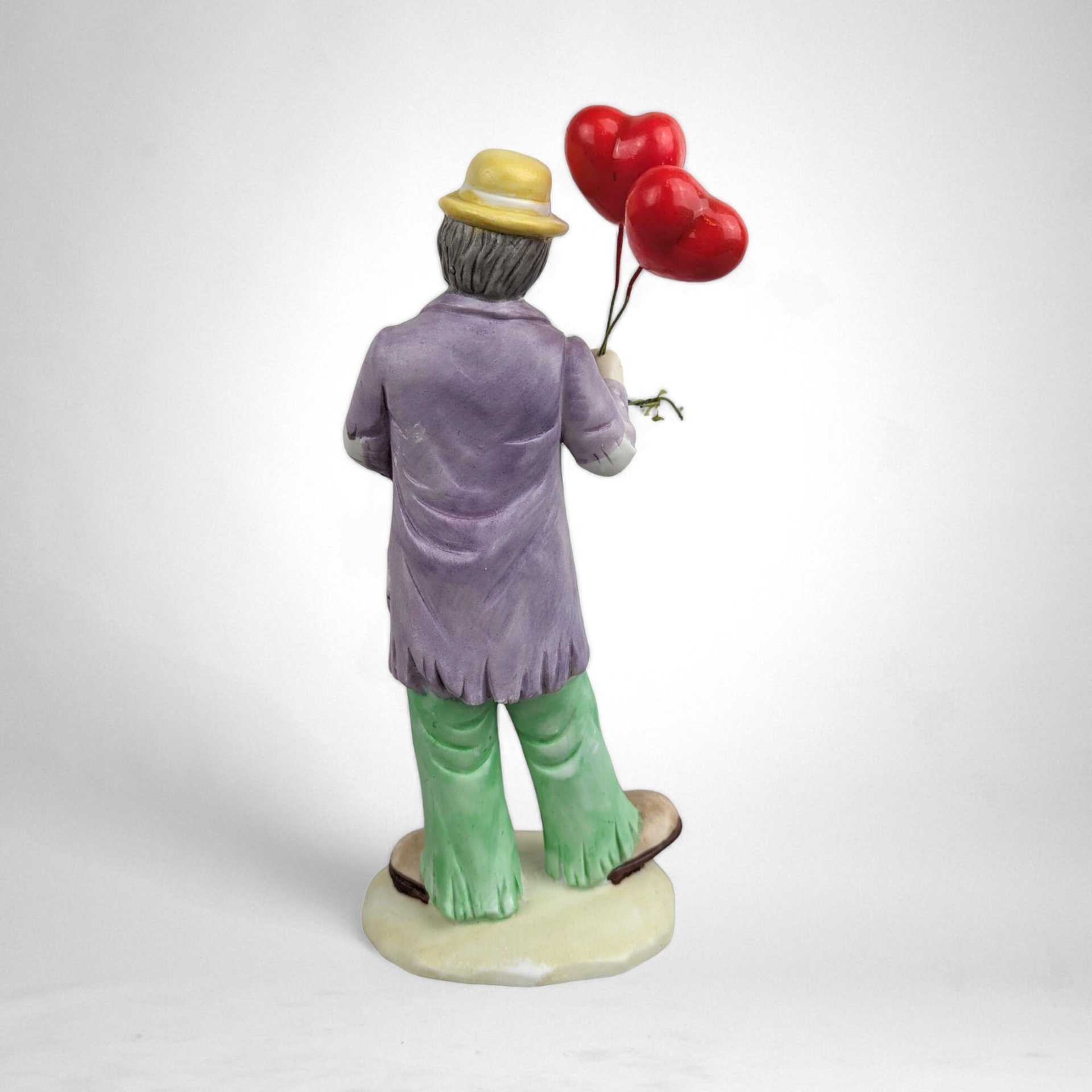 Vintage Flambro 7.5" Emmett Kelly Jr. Clown with Balloons Figurine: Timeless Collectible
