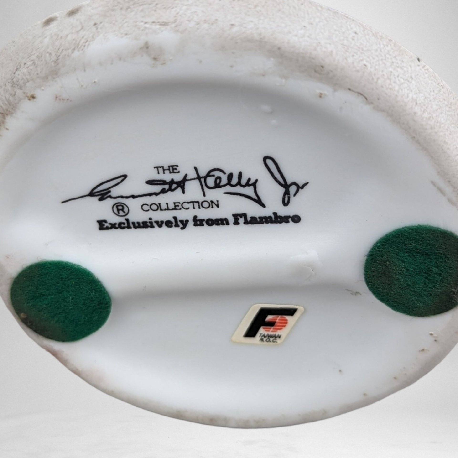 Vintage Emmett Kelly 8" Hobo Clown Sweeping Figurine (Missing Broom): Collectible Circus Art