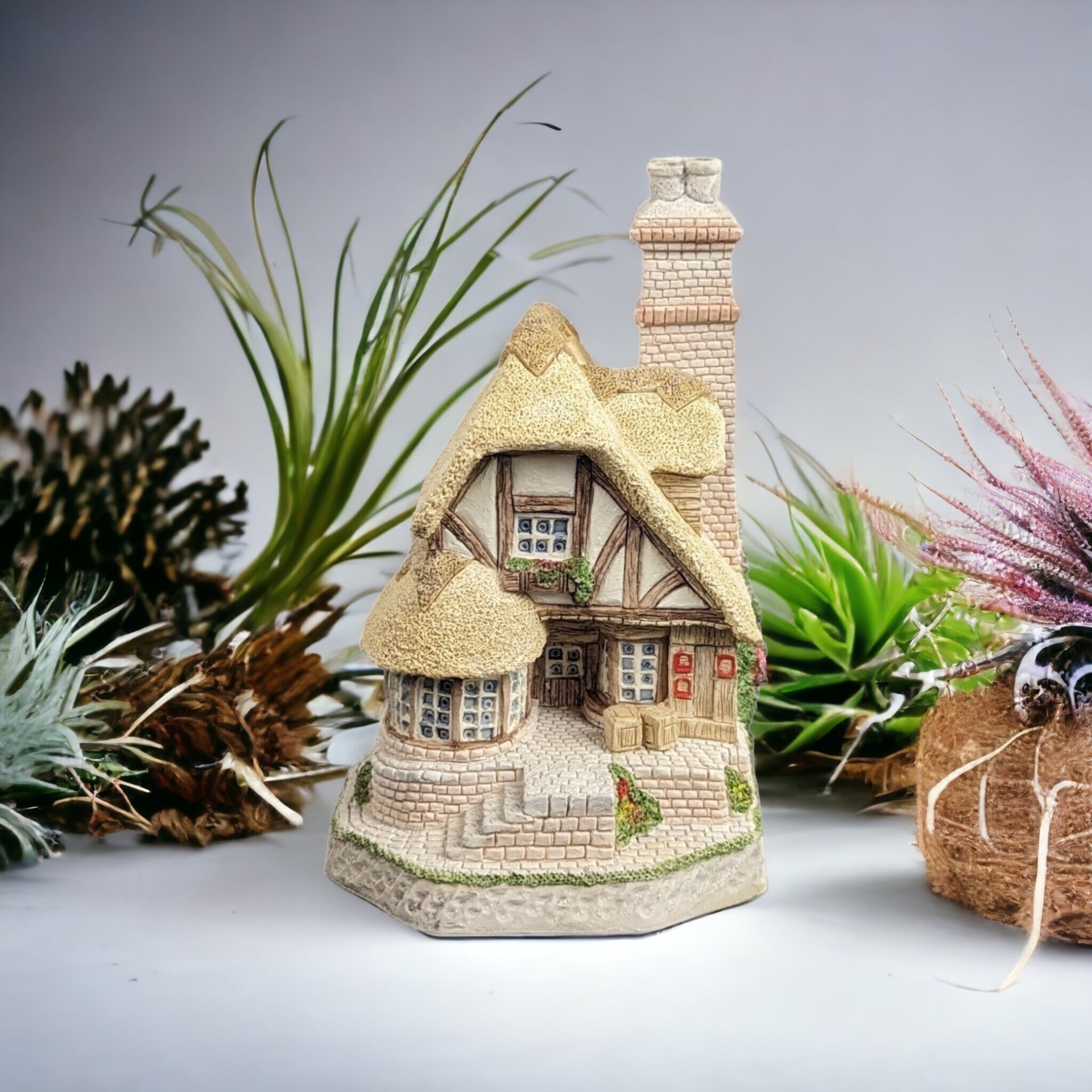 Signed 1991 David Winter Audrey's Tea Room Cottage House Collectible