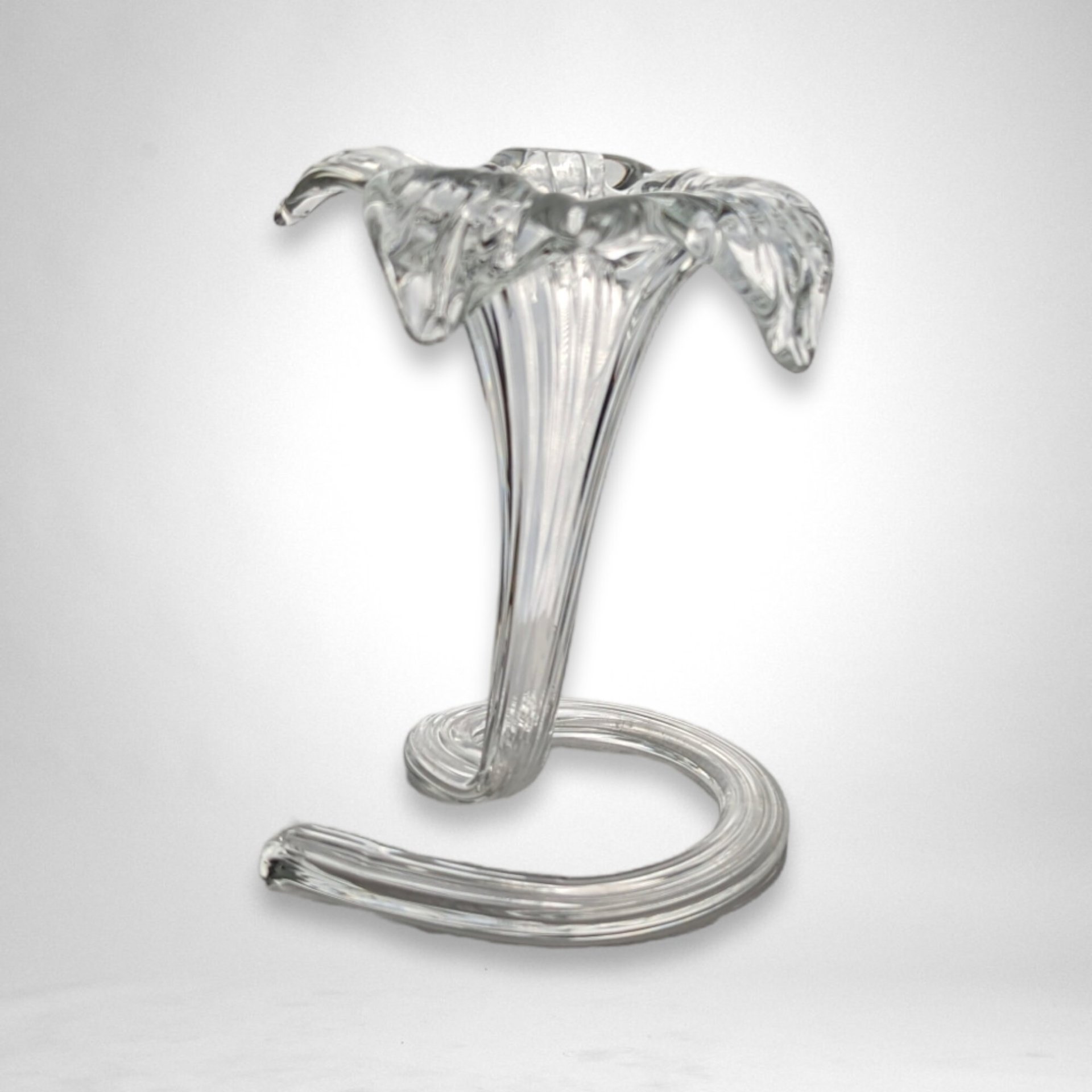 Vintage Handblown Clear Glass Flower Bud Vase - Timeless Elegance for Your Blooms