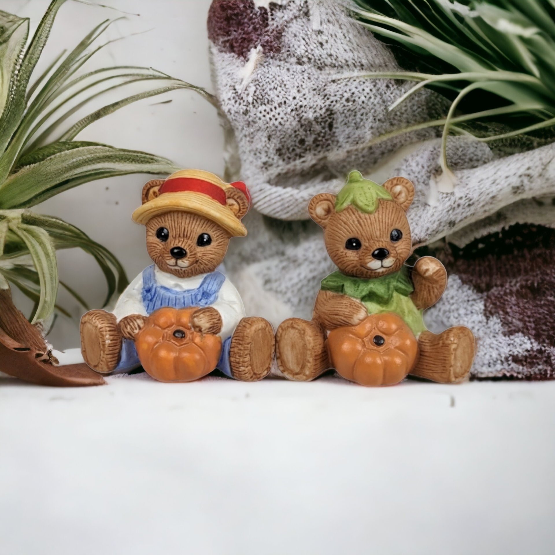 Set of 2 Homco Fall Bear Ceramic Figurines 1426