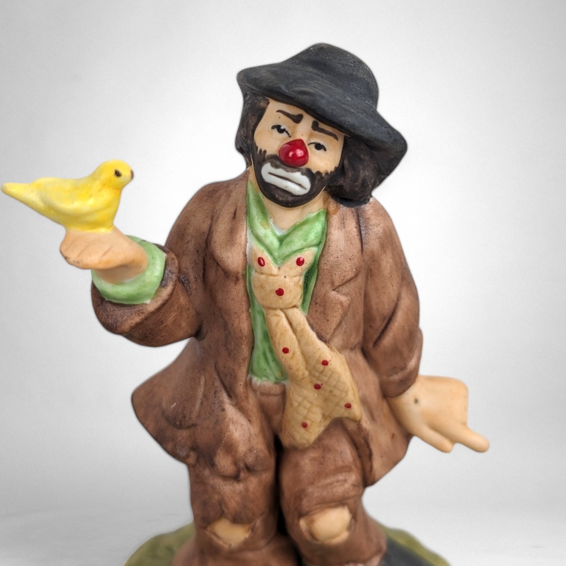 Vintage Flambro Emmett Kelly Jr. Ceramic Hobo Clown with Bird Collectible Figurine