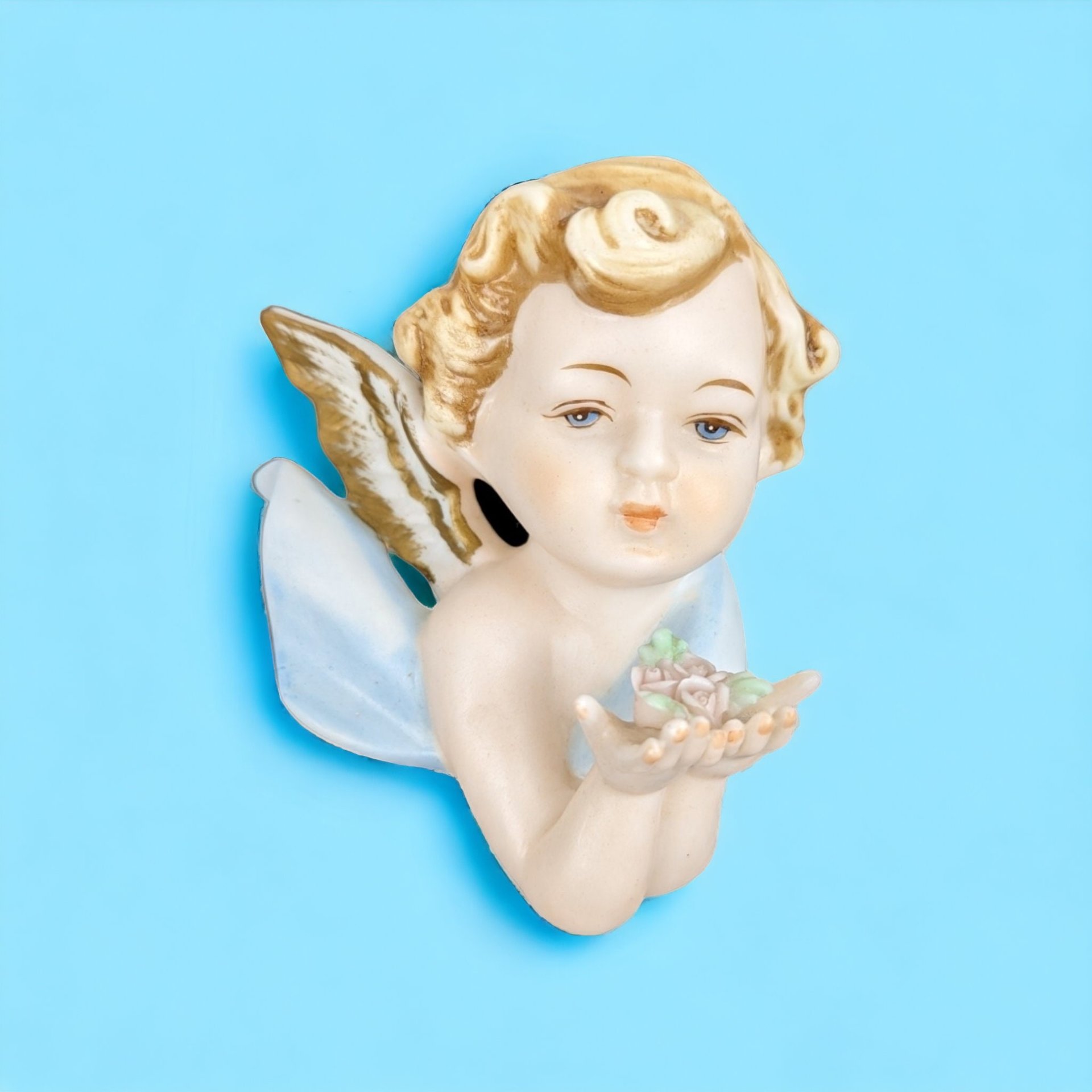 Vintage Napco Angel With Flowers Wall Hanging: Heavenly Retro Decor