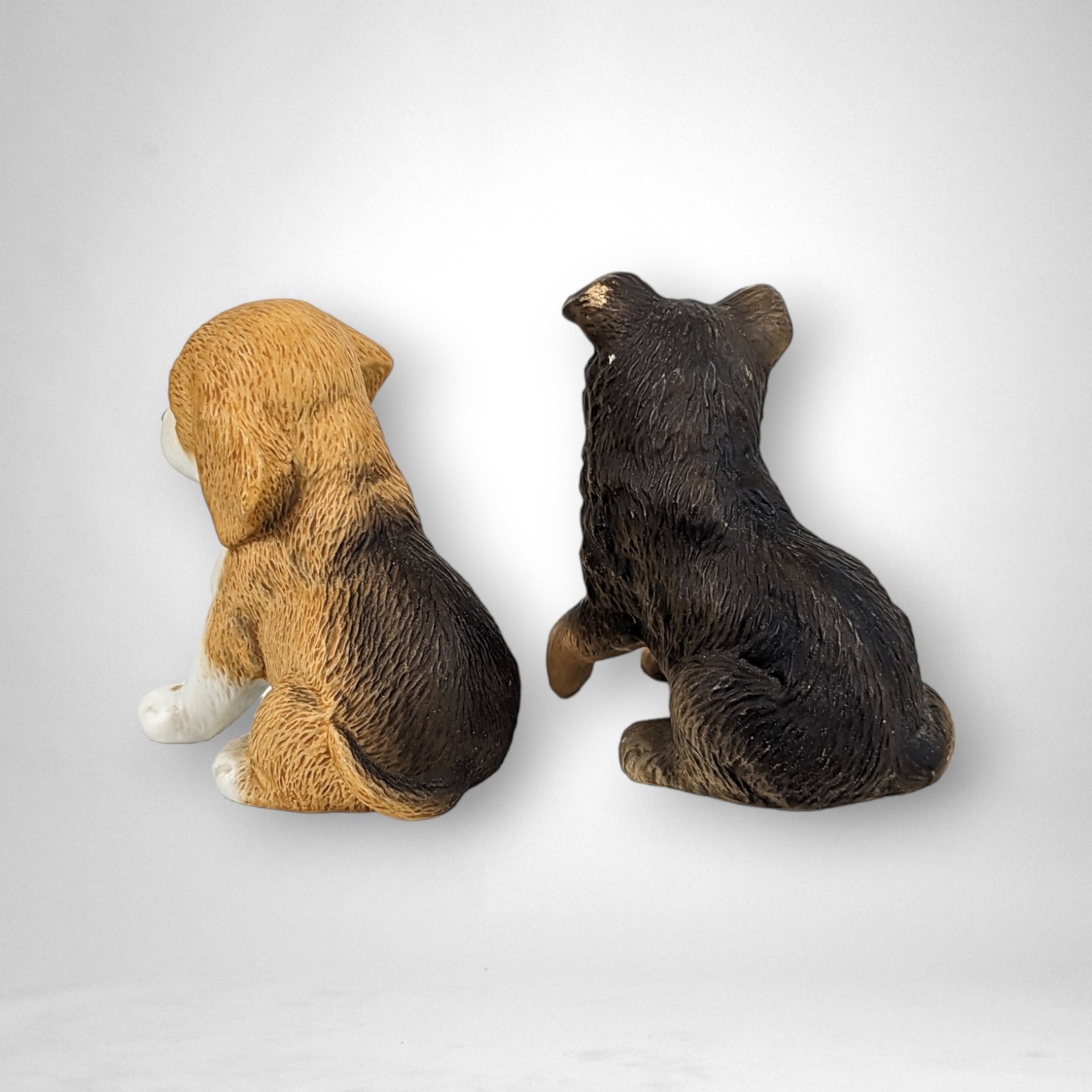 Pair of Homco Puppies 8828 - Adorable Ceramic Canine Figurines