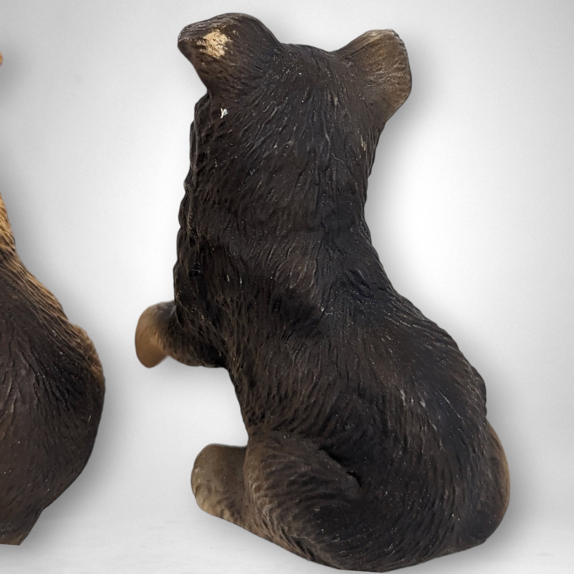 Pair of Homco Puppies 8828 - Adorable Ceramic Canine Figurines