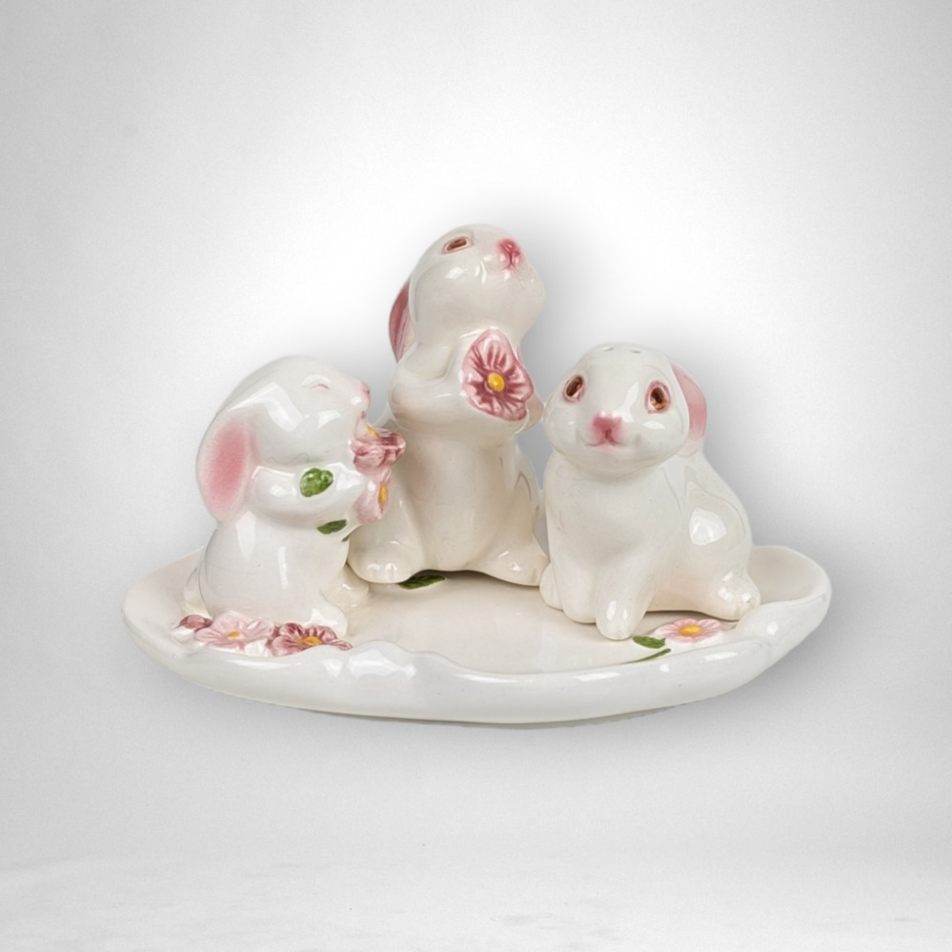1985 Avon Bunny 3 Piece Salt and Pepper Shaker Set - Vintage Collectibles