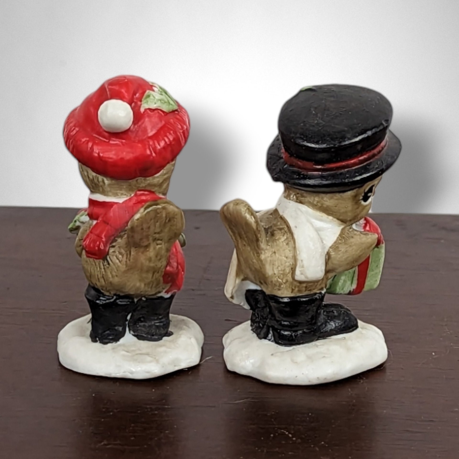 Vintage Christmas Ceramic Bird Figurines: Holiday Delight for Collectors