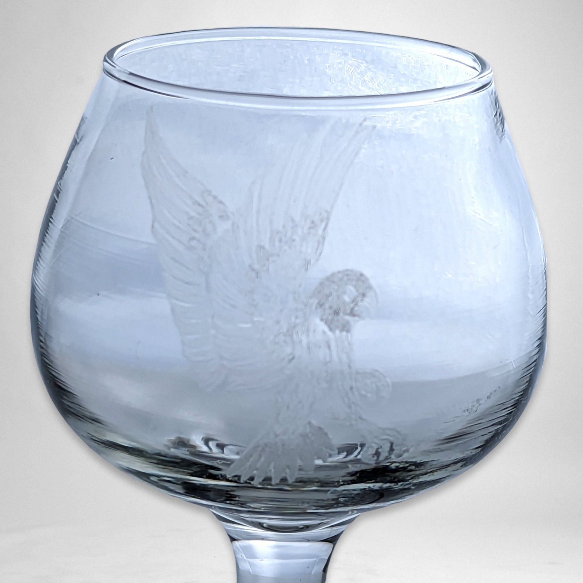 Pair of Vintage Brandy Glasses with Etched Eagle – Elegant Glassware Collectibles
