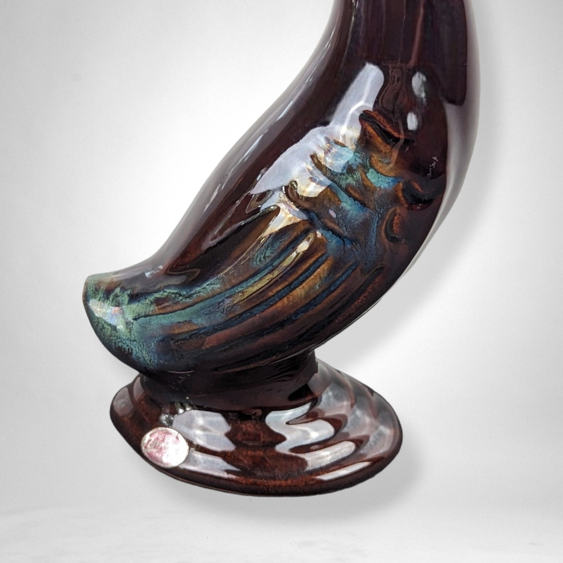 Home Decor Charm: Vintage Enesco Swan, A Touch of Porcelain Perfection