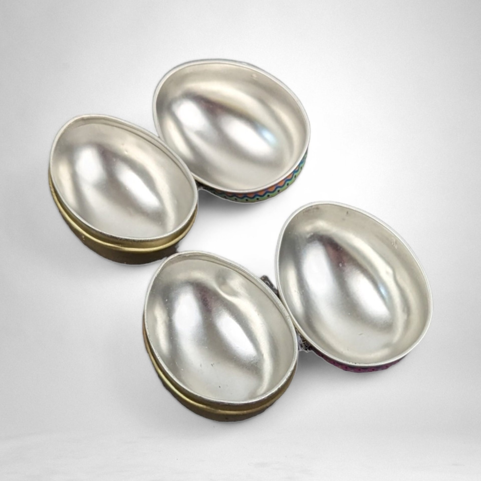 Vintage Cat-Themed Egg Shaped Tin Duo