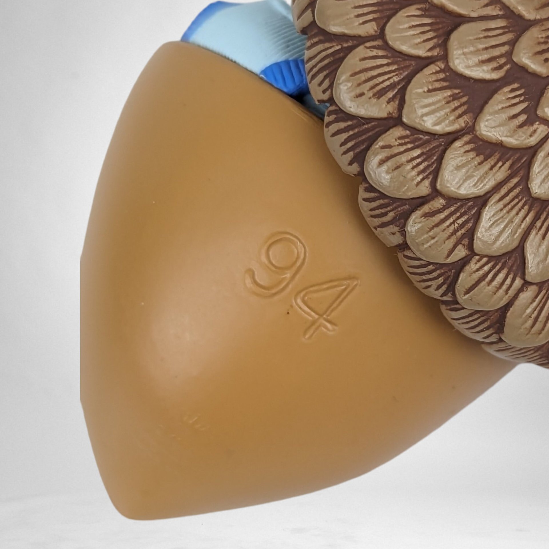 1994 Hallmark Keepsake 'Sister to Sister' Christmas Ornament