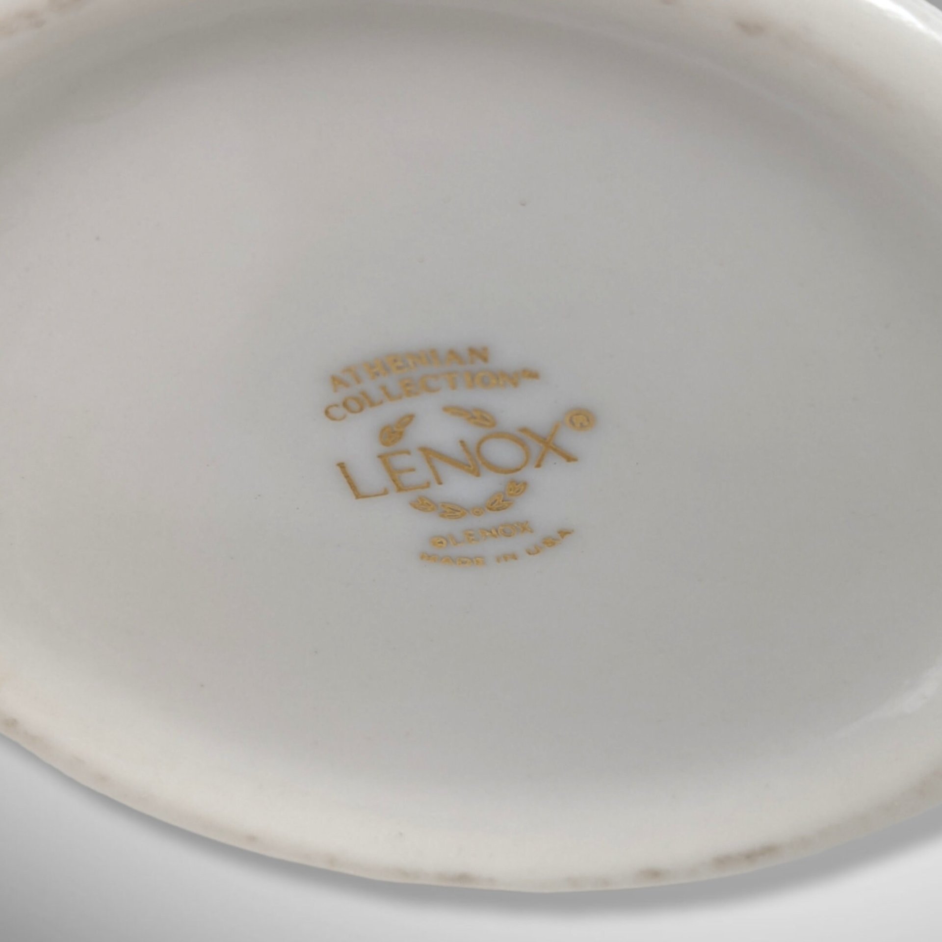 Lenox Athenian Collection Cream Vase (8")